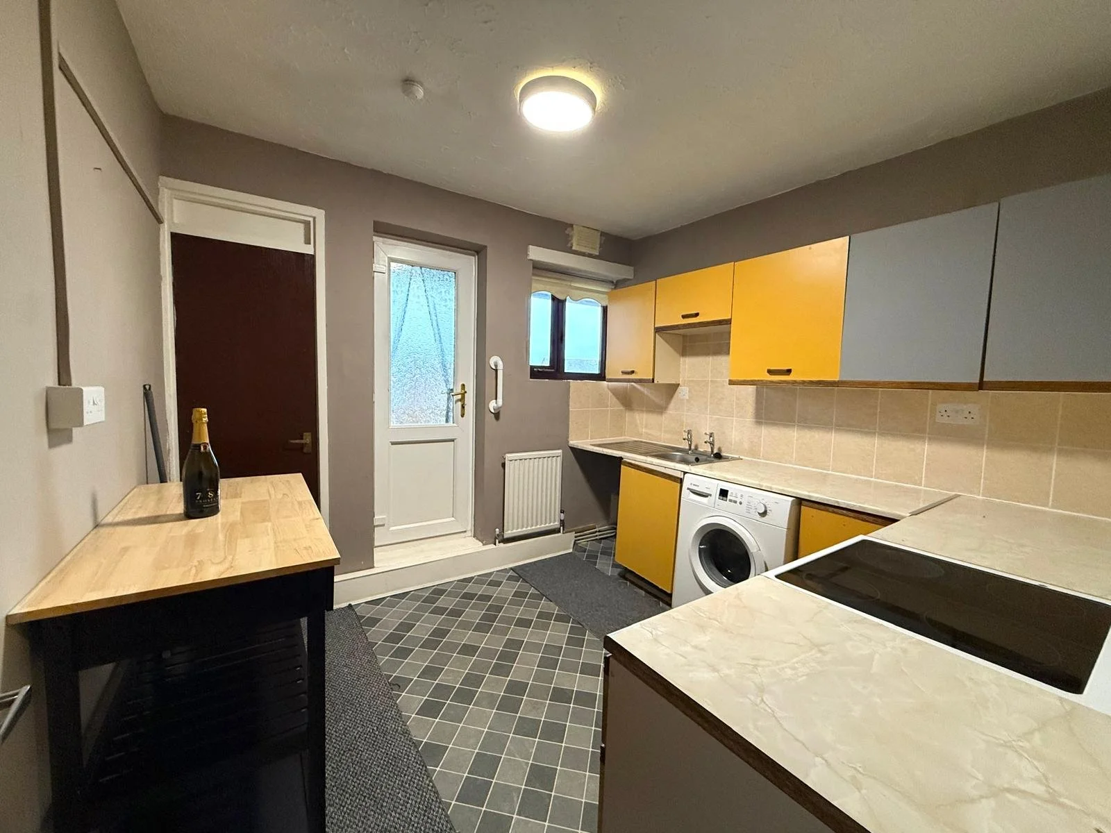 WhatsApp Image 2026-04-28 at 15.43.00 (1).jpeg