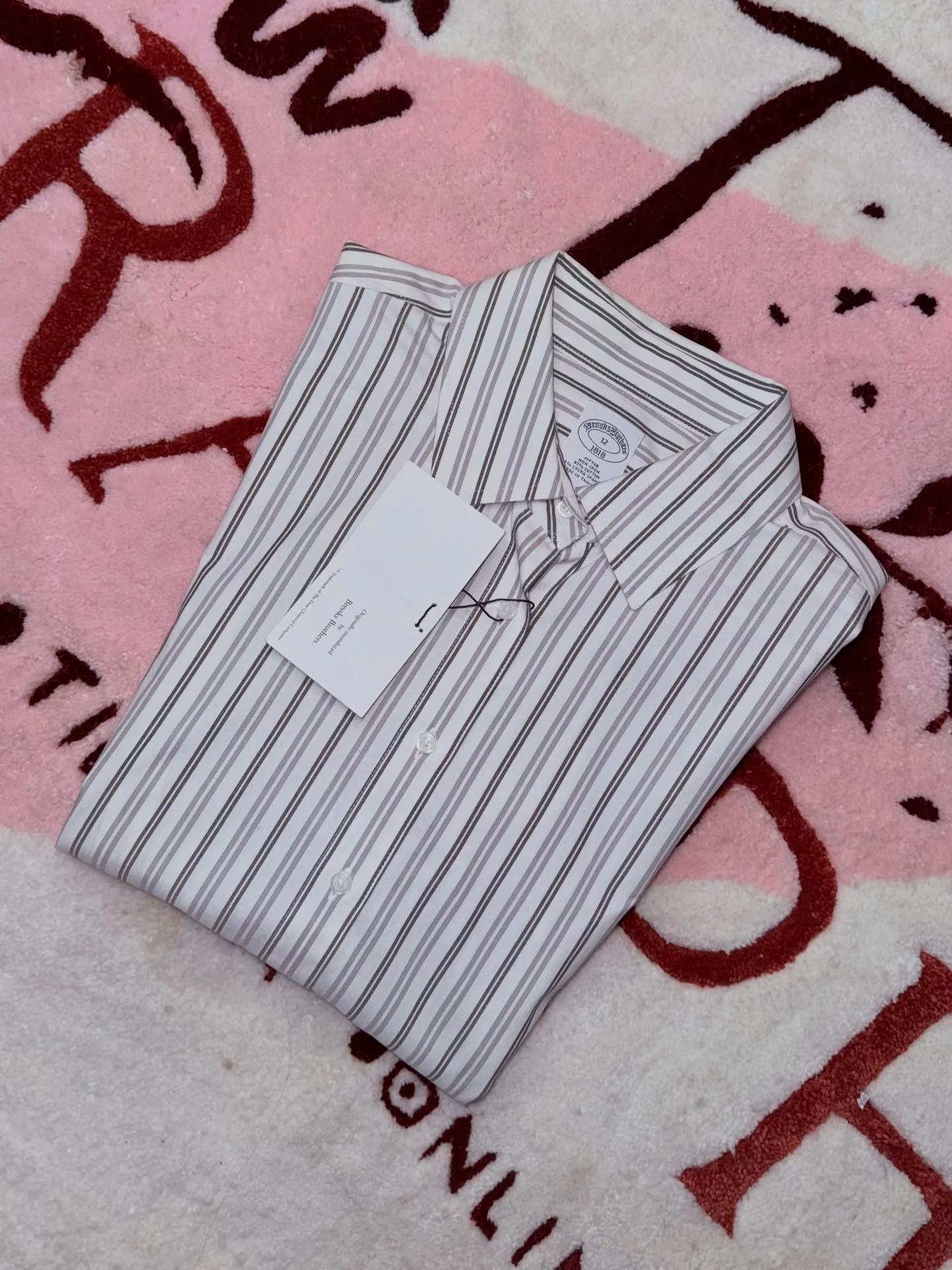 Dama blusa B rooks talla L $450$