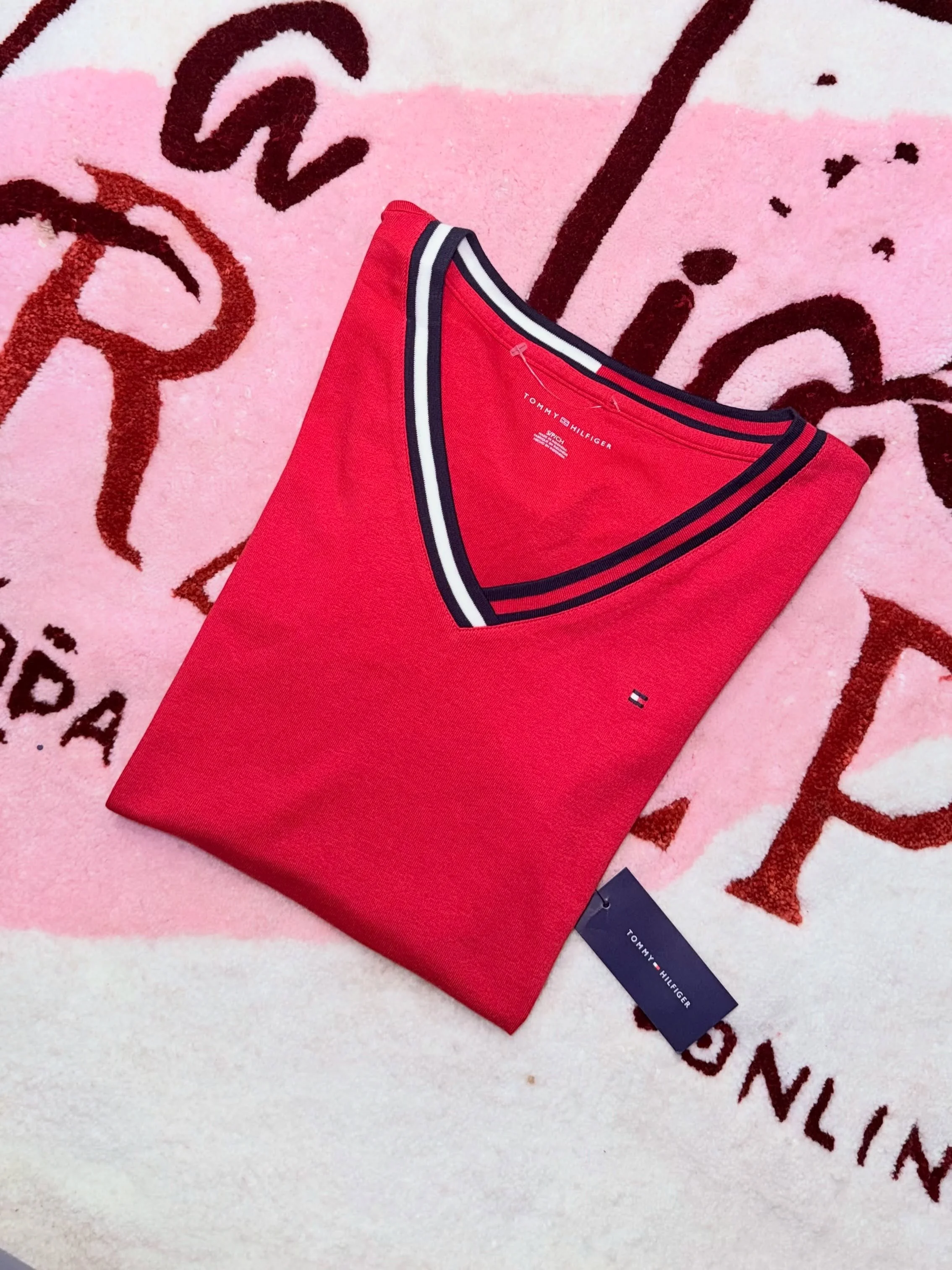 Dama playera T OMMY talla S $$599$
