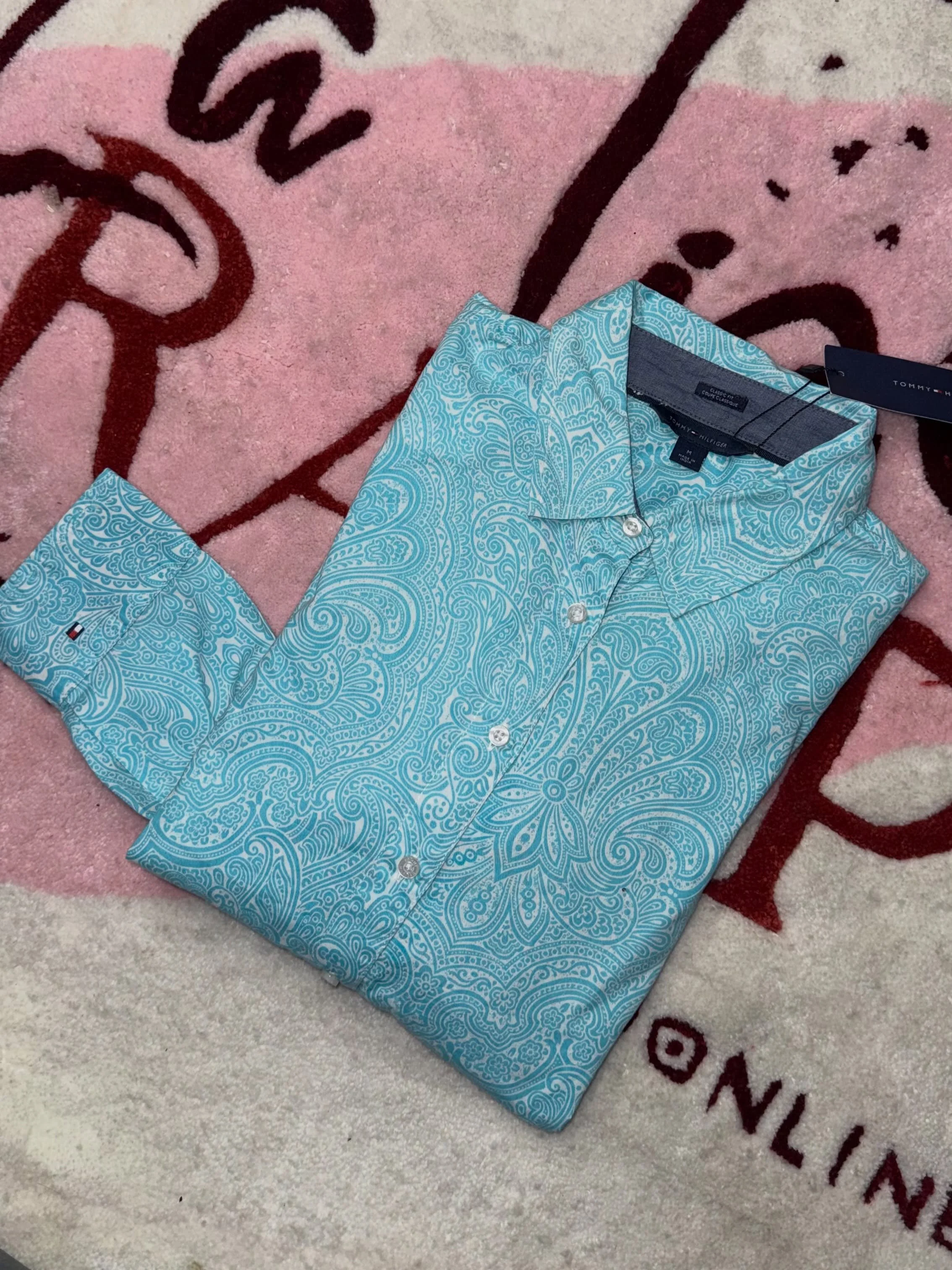 Dama blusa T OMMY talla M $450 PROMO
