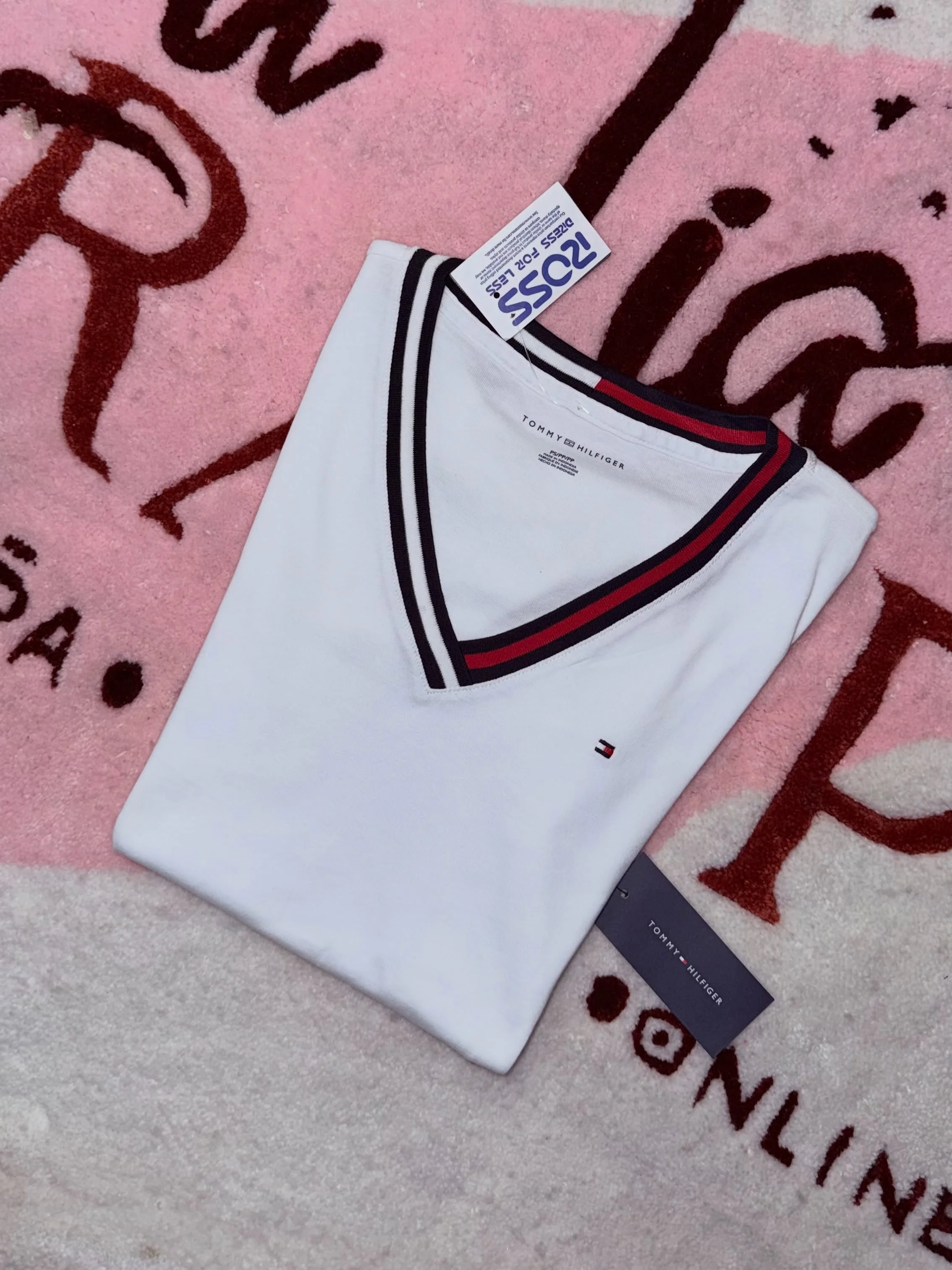 Dama playera T OMMY talla L $550 de l&iacute;nea