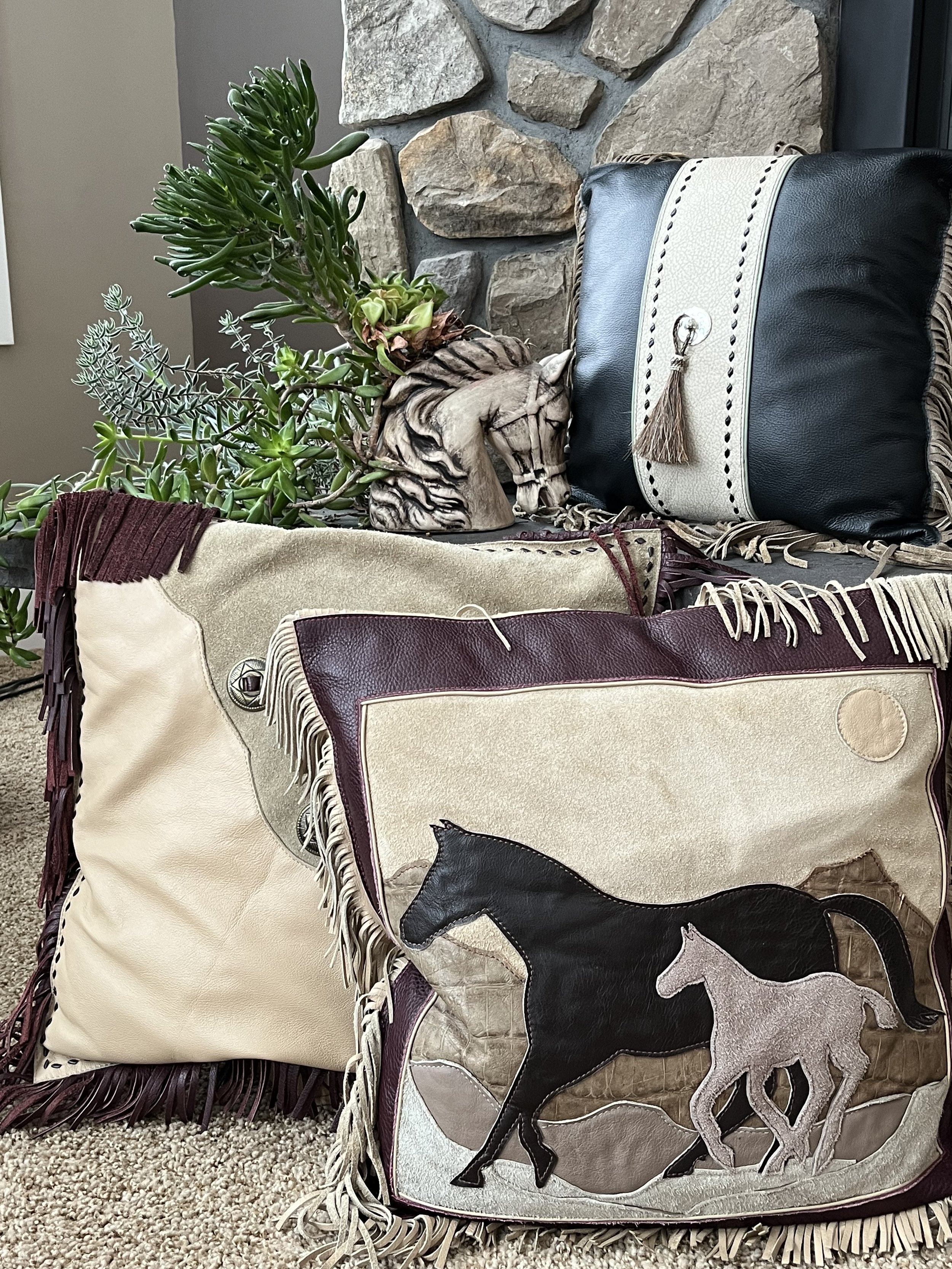 HD - Pillows IMG_8811.jpg