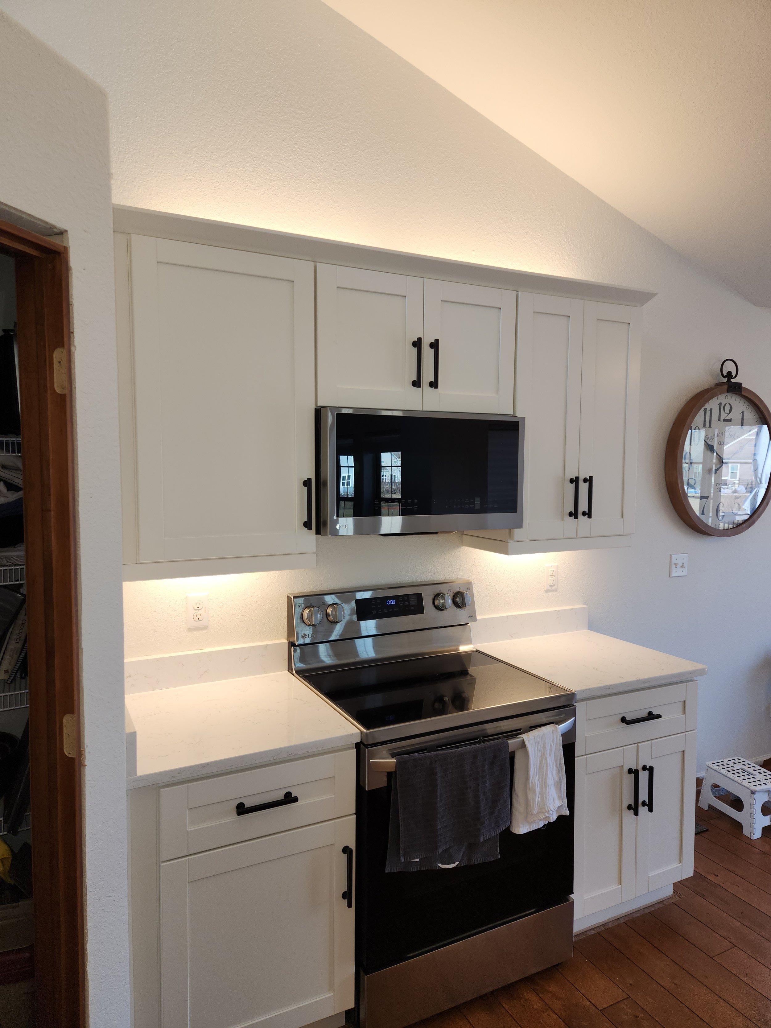 Under Cabinet Lighting Brookfield
