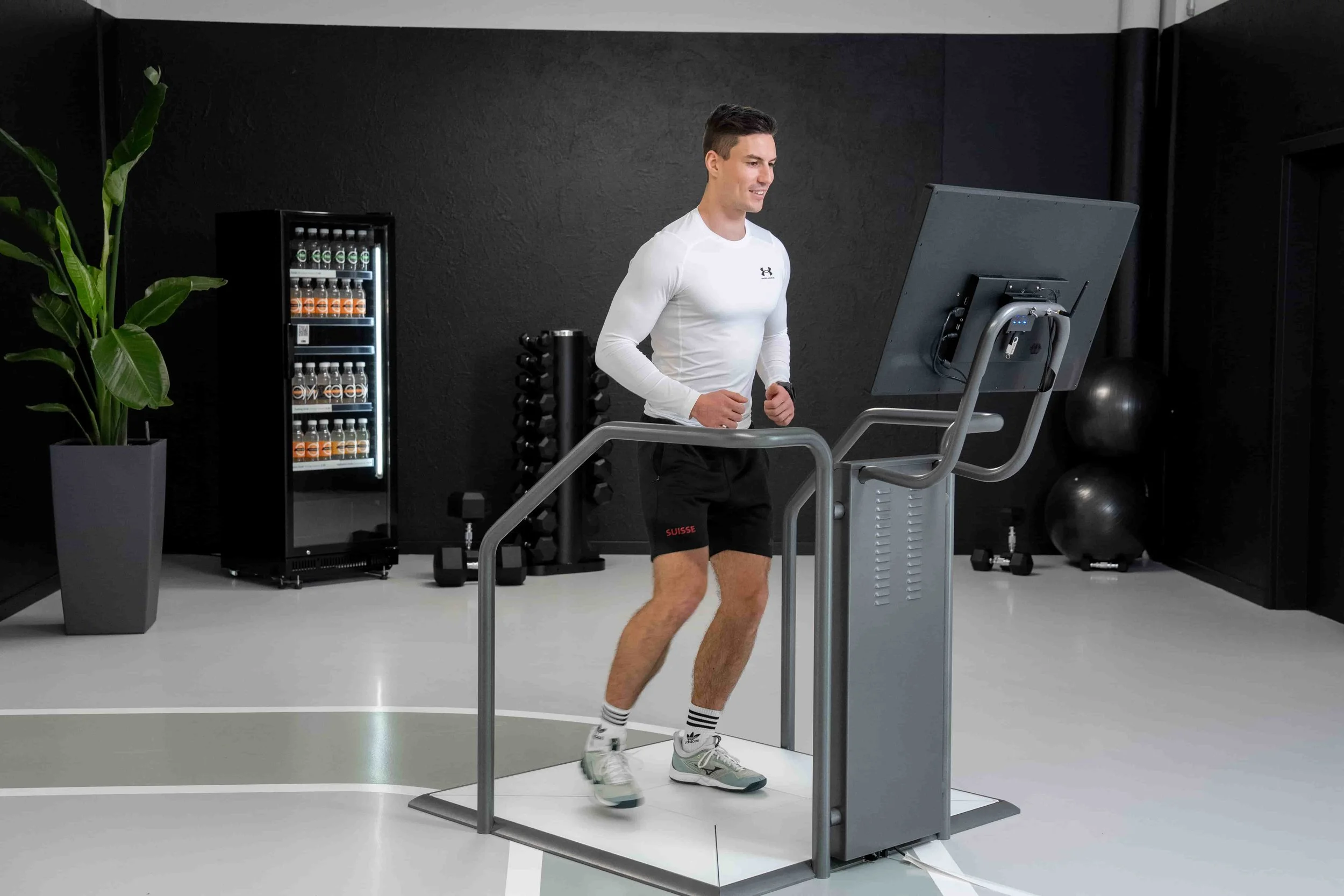 acilas-physiotherapie-athletiktraning-dividat-06.jpg