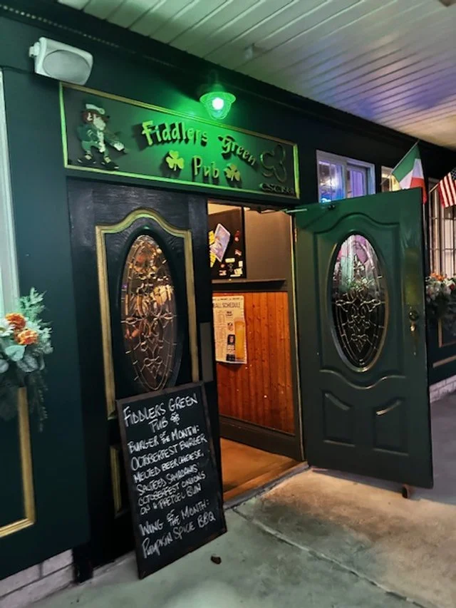 Mike Mac at Fiddlers Green Pub