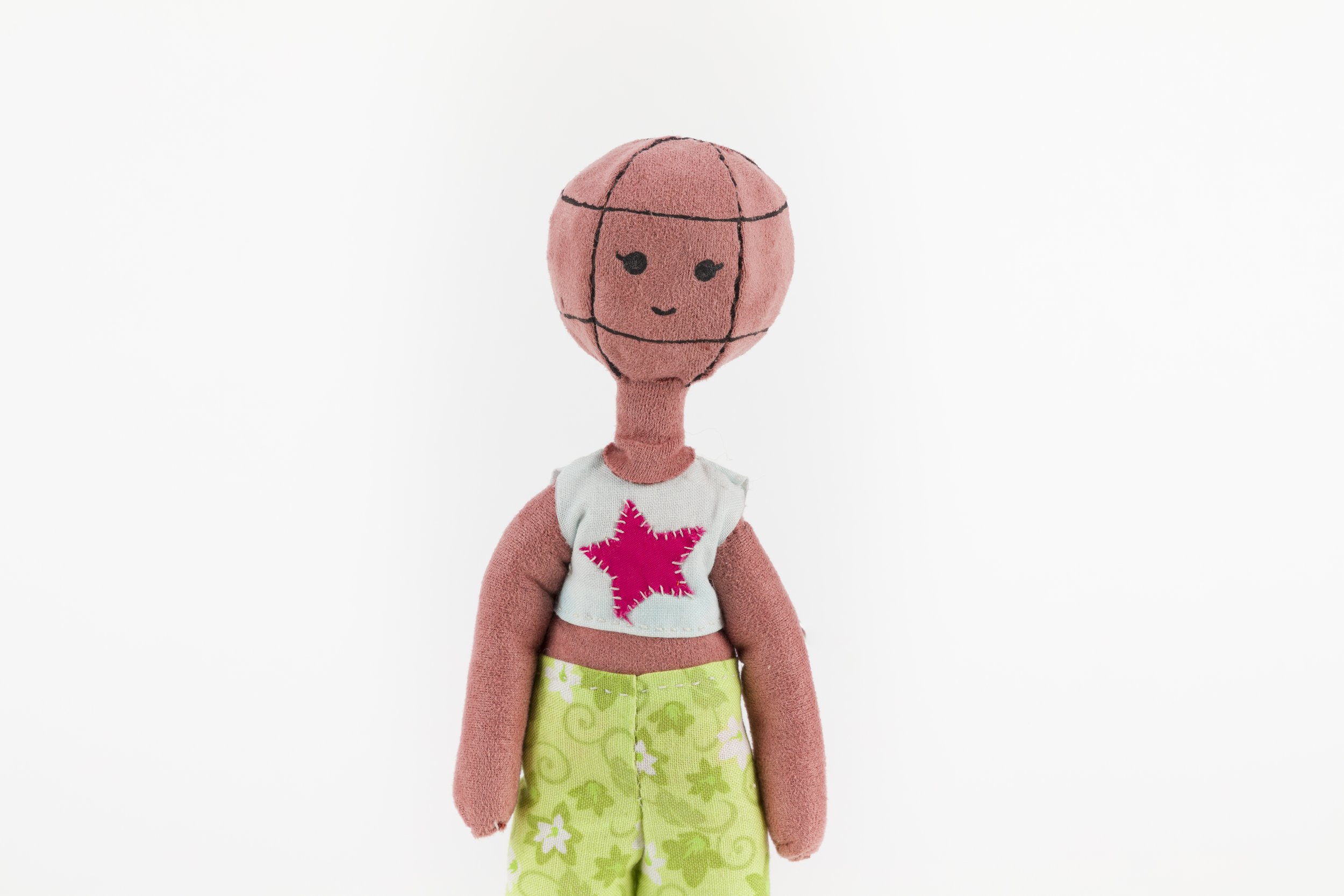 Disco Gal 
2024 

 Aluminum wire, polyfill, suede, recycled cotton/jersey fabrics, paper and foam clay. Removable head for animating and back rig points. 

10 1/2in x 2in x 1 1/2in