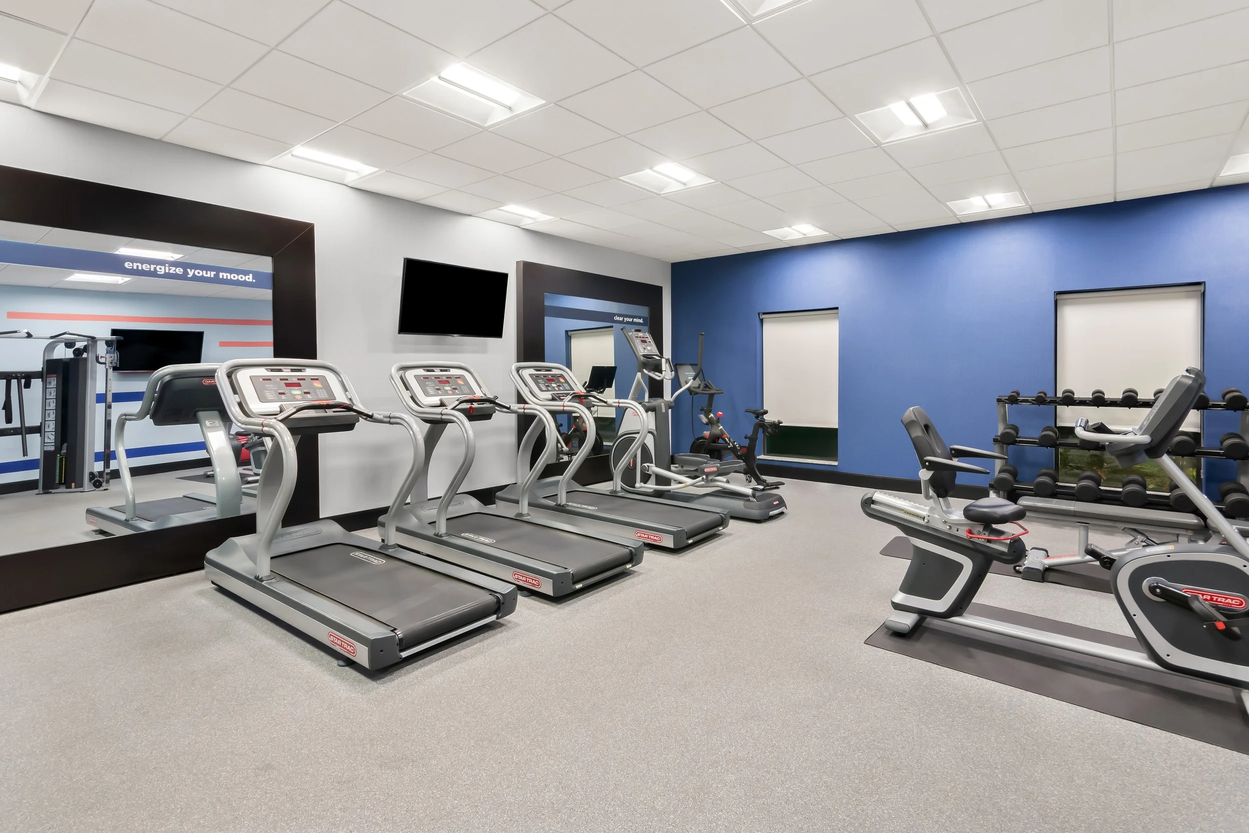 PNSLW-FitnessCenter-1.jpg