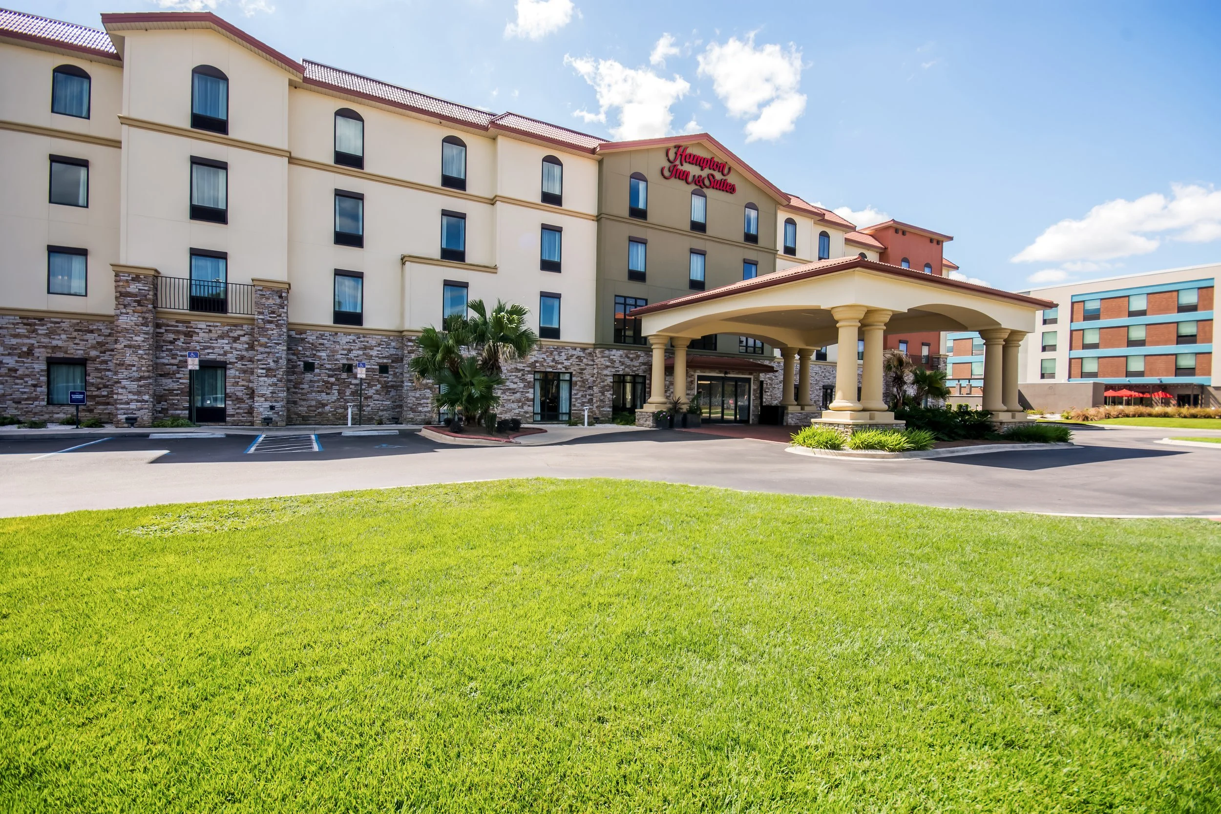 PNSLW-Exterior-2.jpg