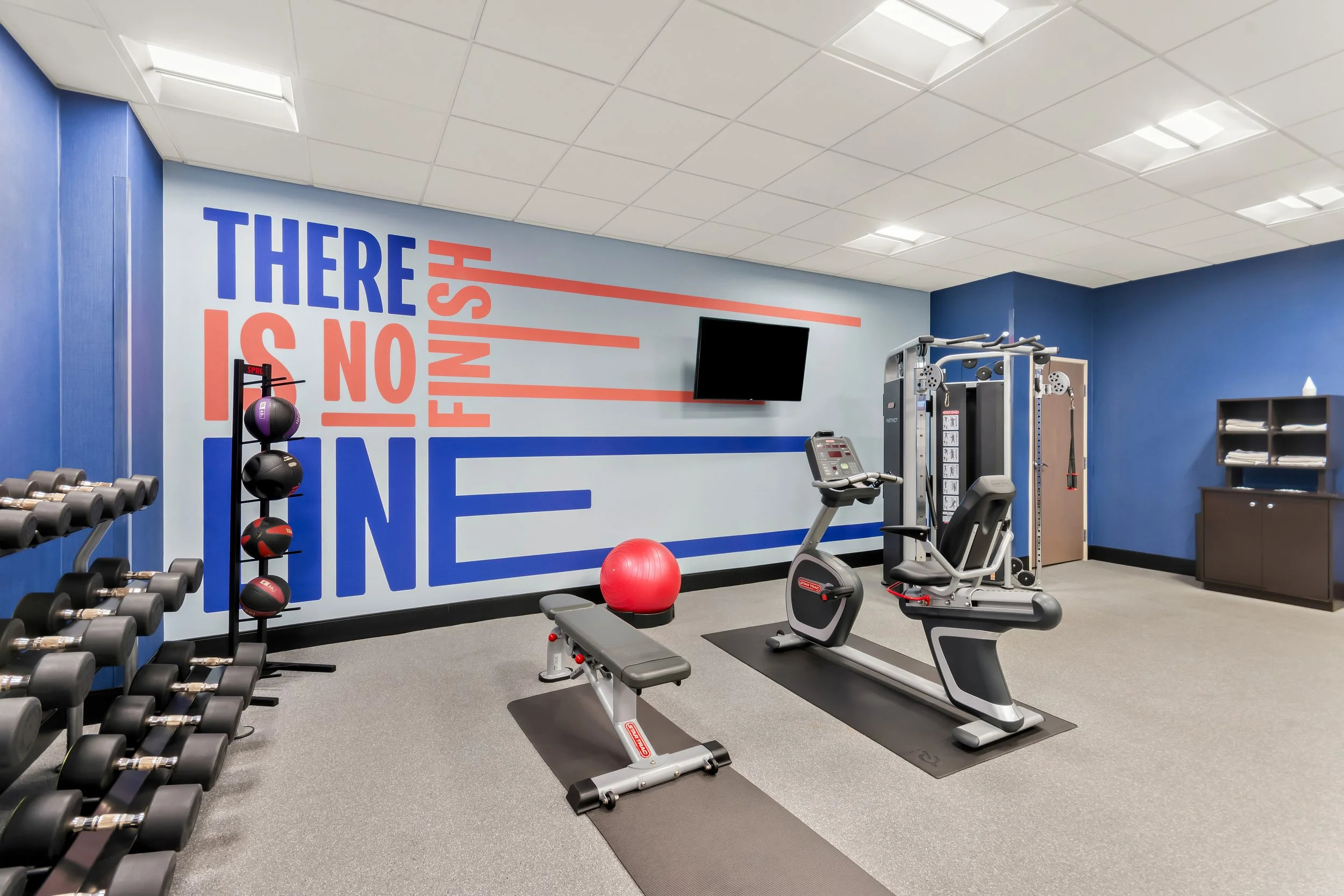 PNSLW-FitnessCenter-2.jpg