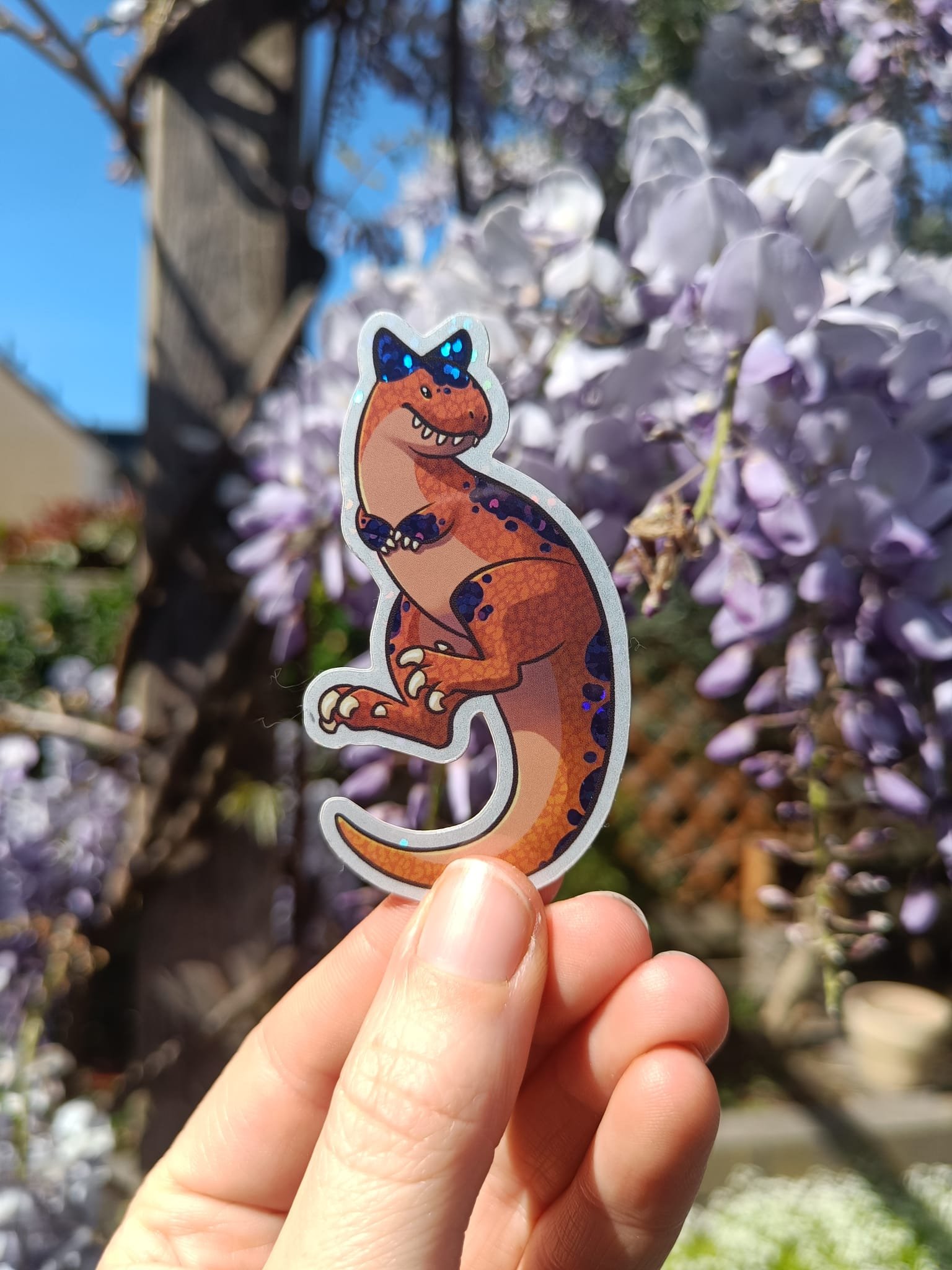 Carnotaurus (alive!) vinyl sticker 🐱🐉