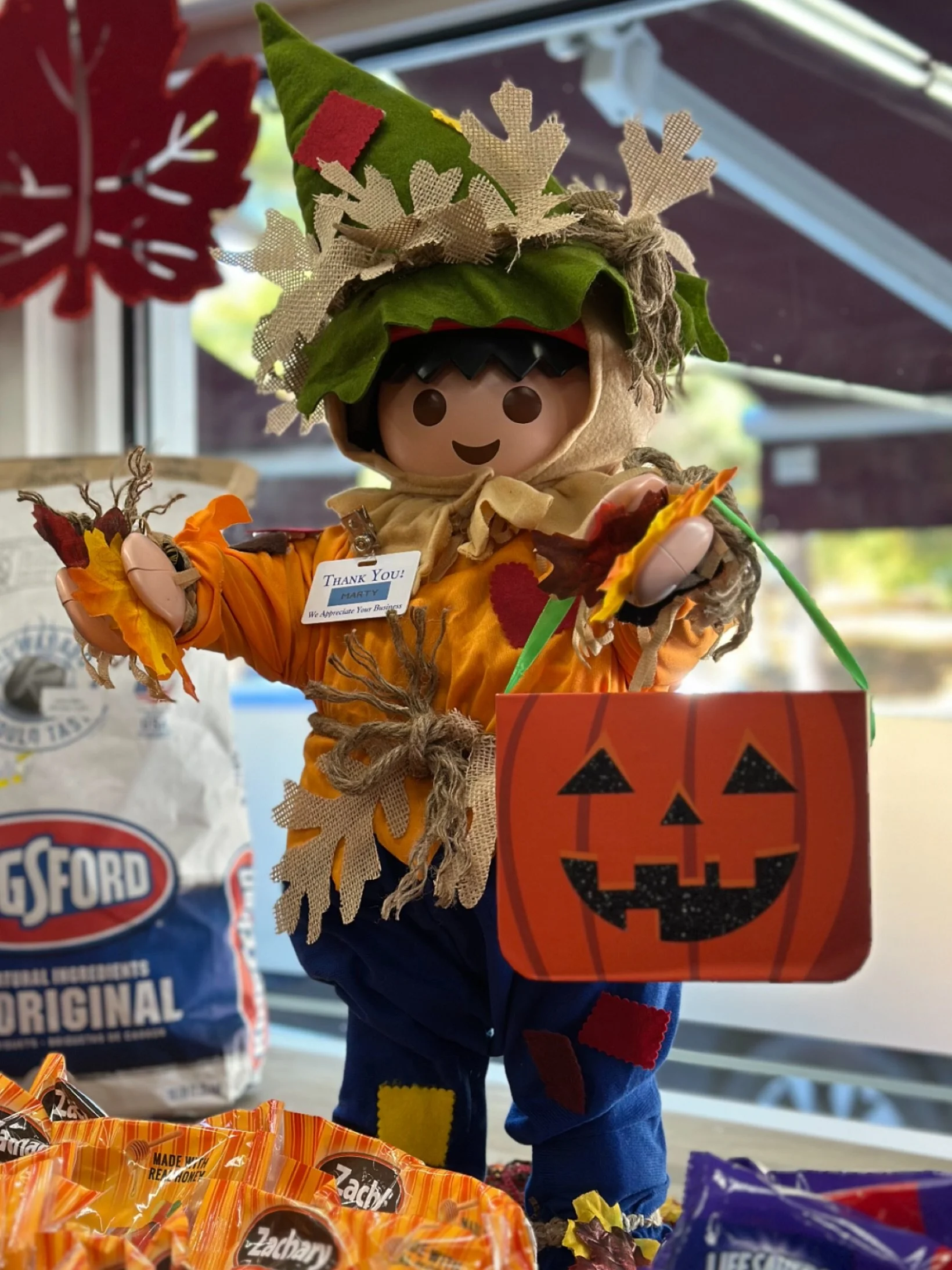 Halloween 🎃 season is here. We have candy, cupcakes, cookies and more 👻

#maronasmarket 🛒
#millbrookfooddestination
#millbrookdestination 
#millbrooksmarket
#millbrooklove #shoplocal 
#millbrooknewyork 
#millbrook #millbrookny
#hudsonvalley #dutch