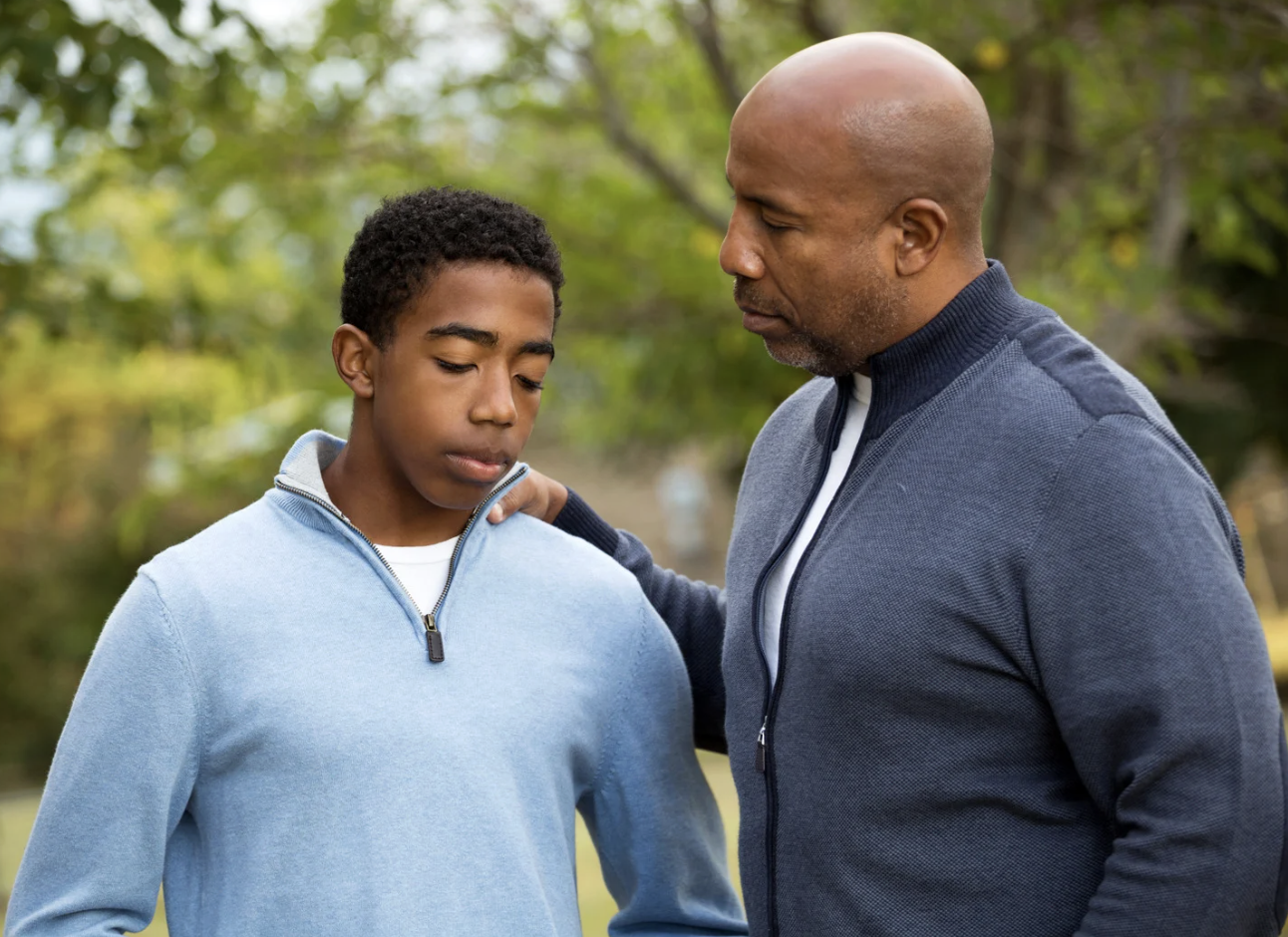 Parent and teen reconnecting through everyday conversation, reflecting teen counseling and family support available in Carol Stream and the surrounding DuPage County area.