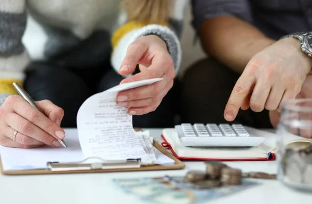 Building financial confidence through flexible budgeting, self-compassion, and mental health support in Carol Stream, Illinois.