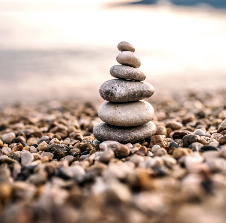 Caregiver stress, anxiety, trauma, and life transition therapy with Becky Janssens in Carol Stream, Illinois and online throughout Illinois.