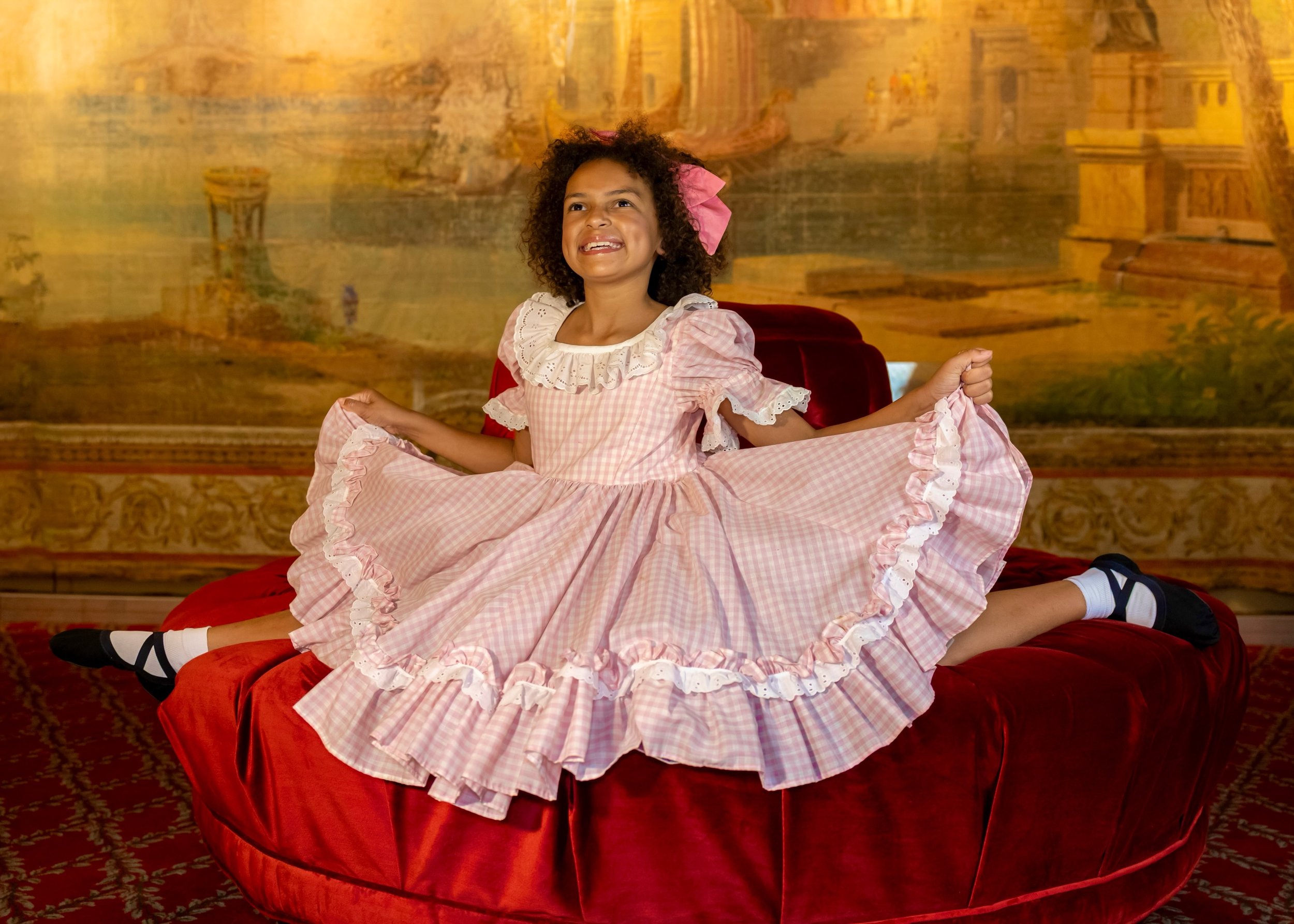 She&rsquo;s that 3&rsquo;3&rdquo; bundle of dynamite&hellip; Introducing Julia Massey as Baby June!! 🎀✨ 

Julia steps into her first theatrical role with GYPSY; the story of the ultimate stage mother. Momma Rose is determined to make Baby June a sta