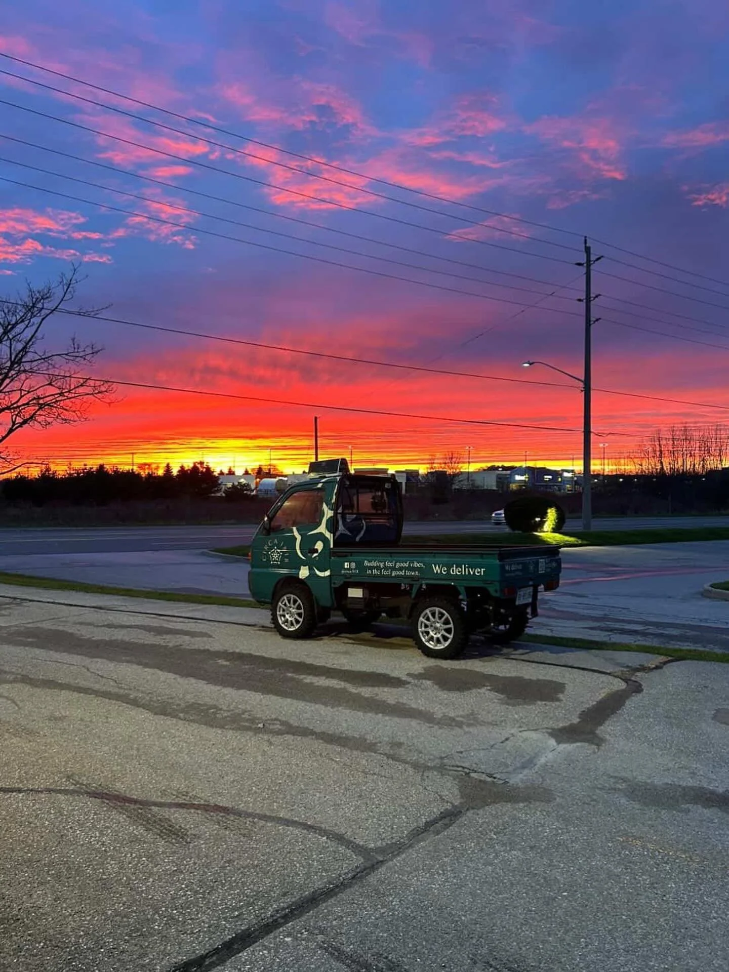 Nothin beats a #cobourg sunset! ☀️

#circa1818 #cobourg #northumberlandcounty #porthope