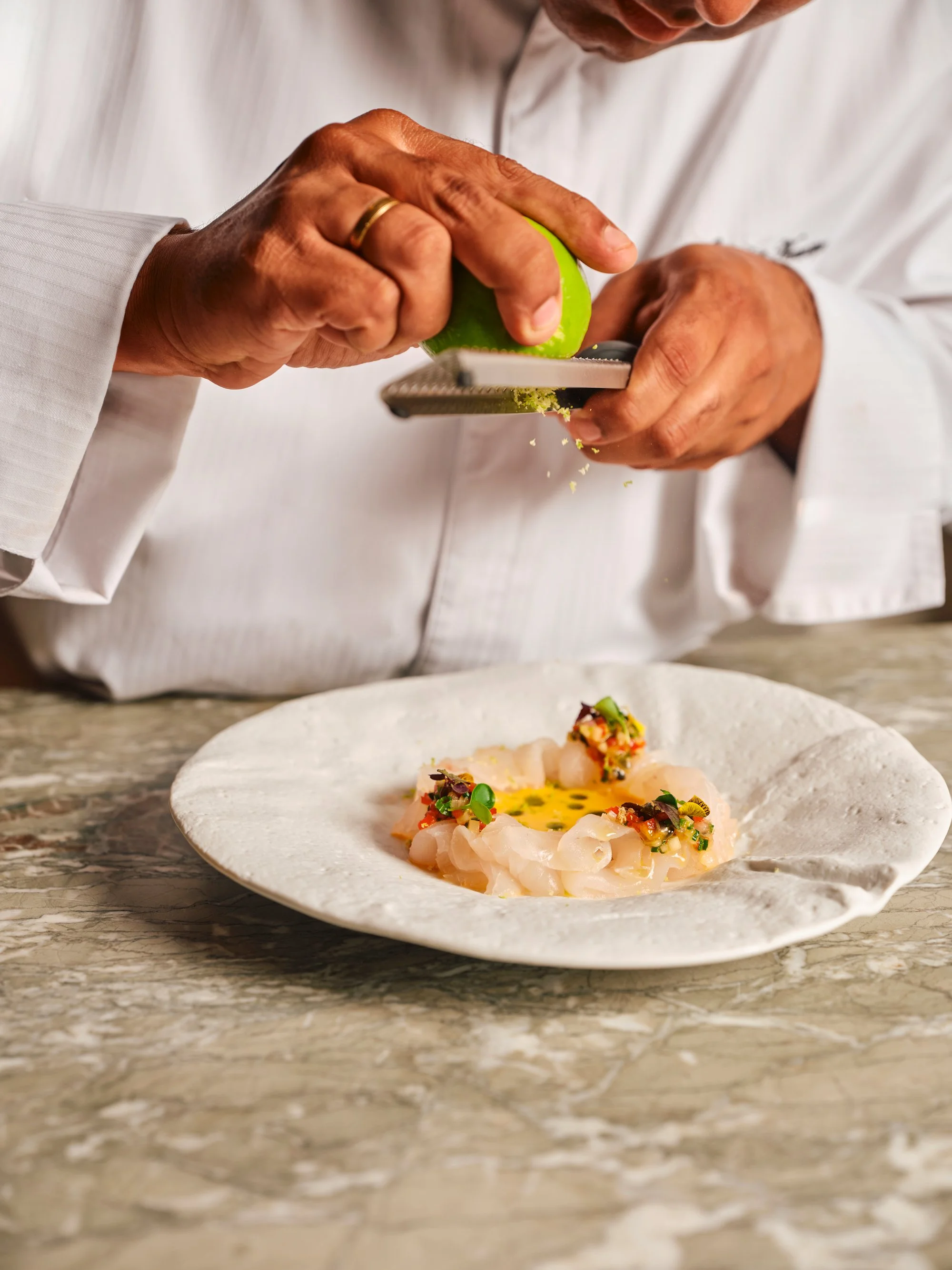 Shebara_AriaMare_Restaurant_Craftsmanship_01_CrudoDiBranzino.jpg