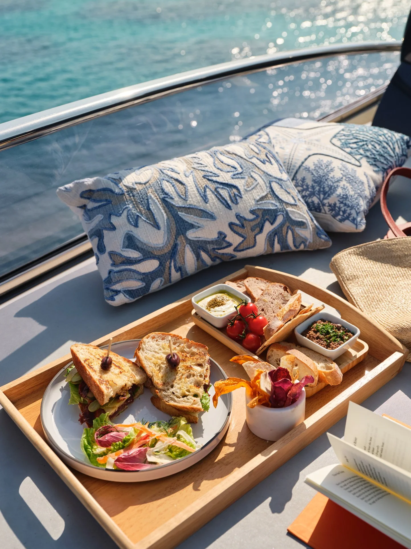 Shebara_YachtExperience_02_LunchMenu.jpg