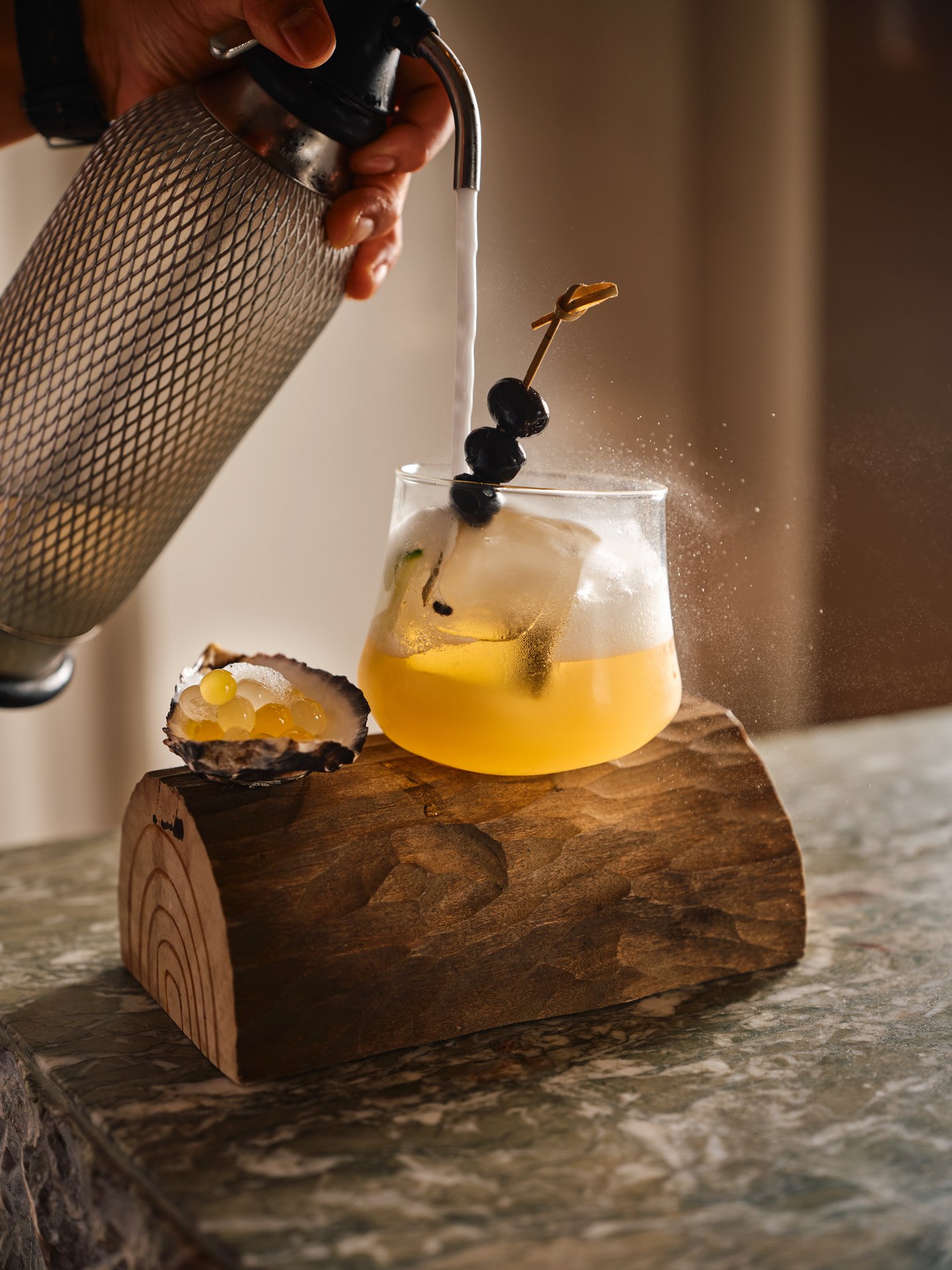 Shebara_AriaMare_Restaurant_Drink_01_ShebaraTree.jpg