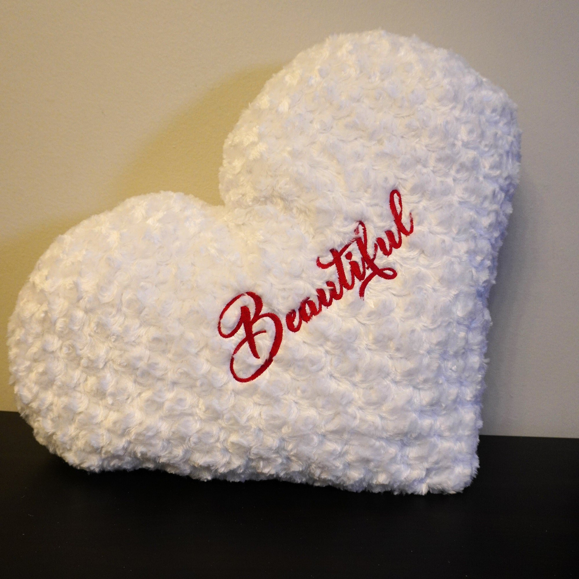https://i.etsystatic.com/15945674/r/il/ca9041/5794875269/il_fullxfull.5794875269_cwqn.jpg