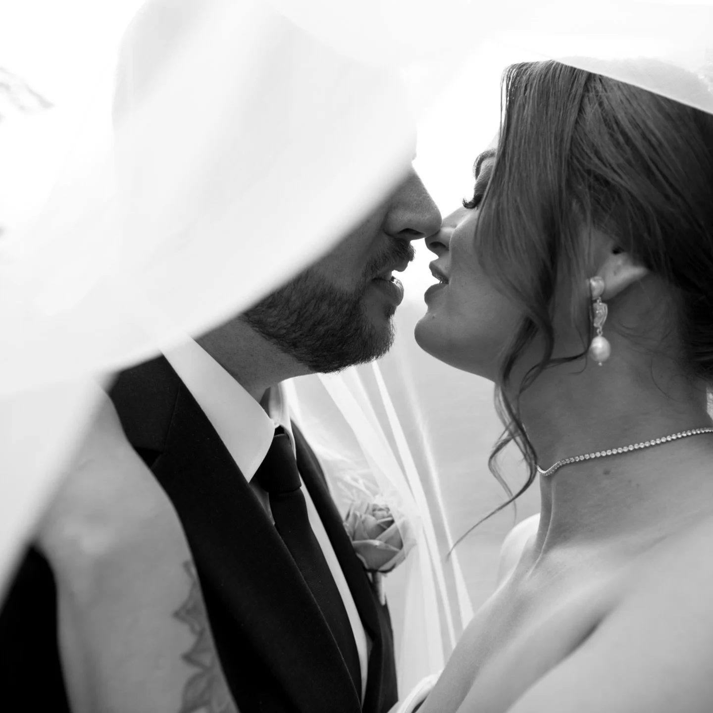 From one of the last weddings of 2025, Rachelle and Bryce&lsquo;s lux garden wedding at the magnificent Forrest Glades Garden on Mt Macedon was simply perfect! Come check it out on our latest blog, link in bio&hellip;or click here
https://www.journey