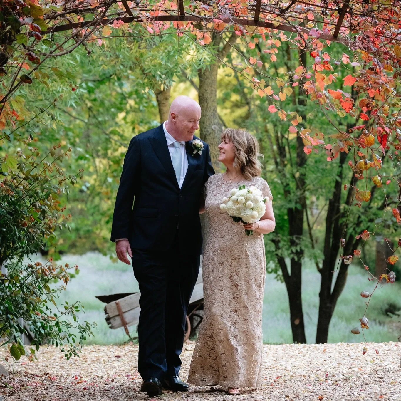 Marita &amp; David&rsquo;s celebrations over the weekend, embracing the colour and charm of Daylesford&rsquo;s own Swiss Italian Lavender Farm, @lavandulafarm 

www.journeybylight.com.au

#daylesfordweddingphotographer 
#macedonrangesweddingphotograp