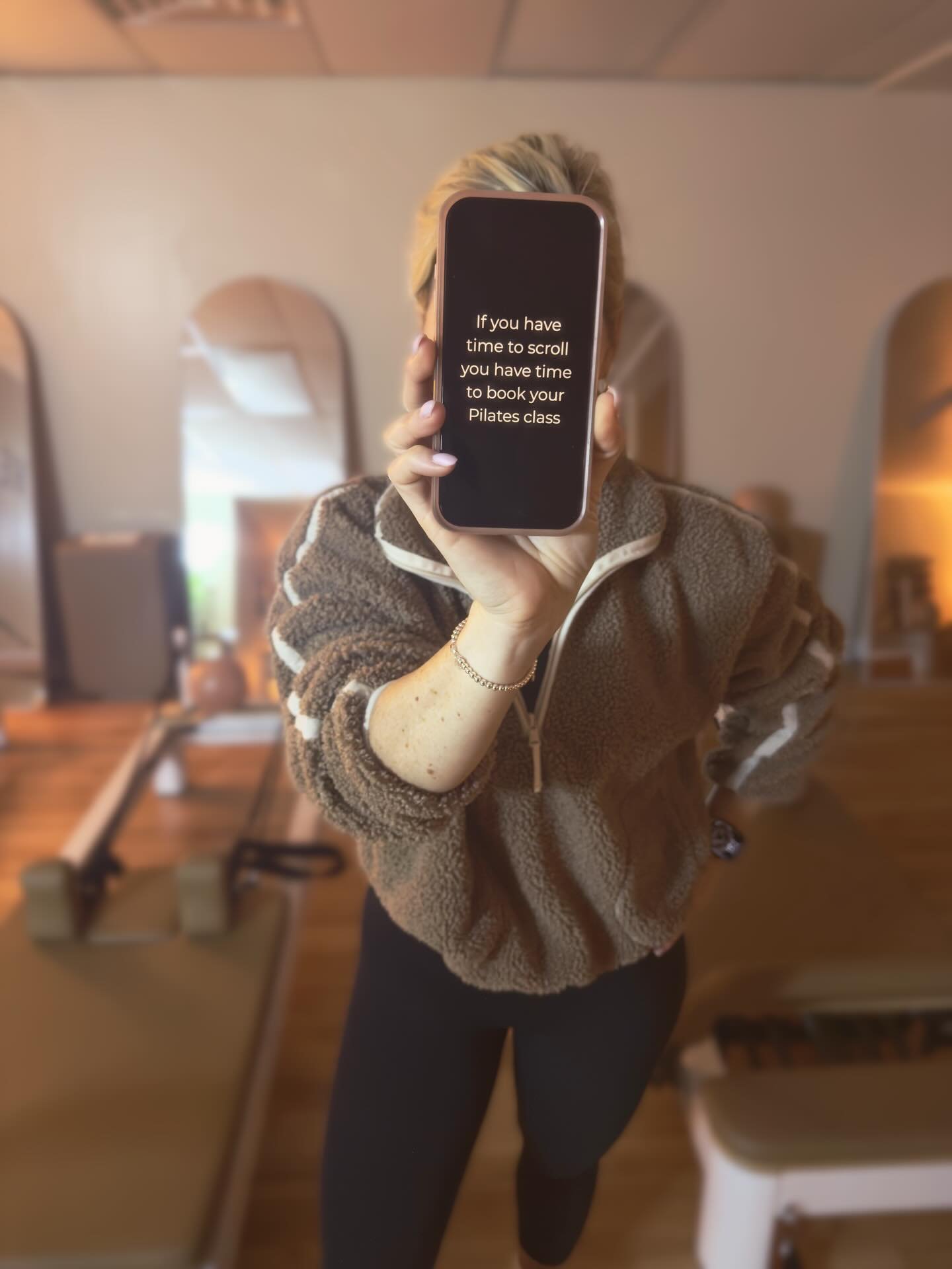 What are you waiting for? 😏 

#pilates #matpilates #reformerpilates