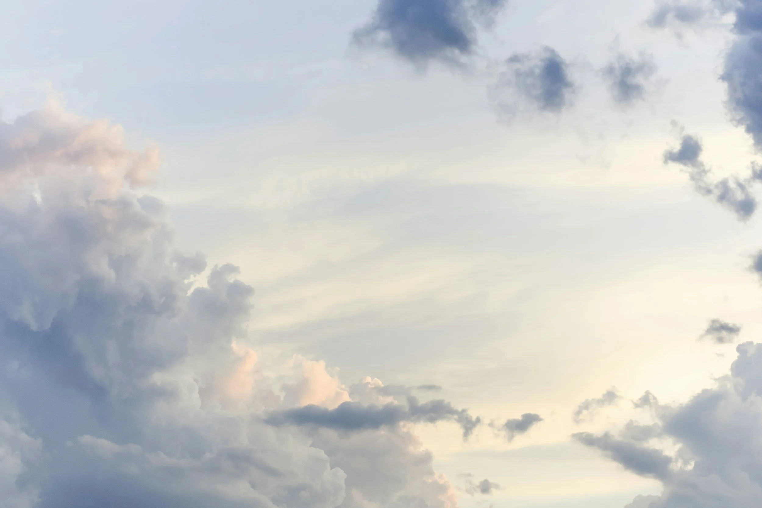 A beautiful calming sky with fluffy clouds