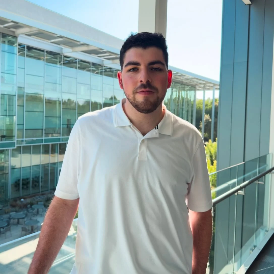 It&rsquo;s been a minute&hellip;but we&rsquo;re BACK! 💥Introducing our first member spotlight of the Spring 2025 semester: Sarkis Sarkisyan. 

Sarkis is a fourth-year senior undergraduate student majoring in kinesiology. He aims to eventually attain