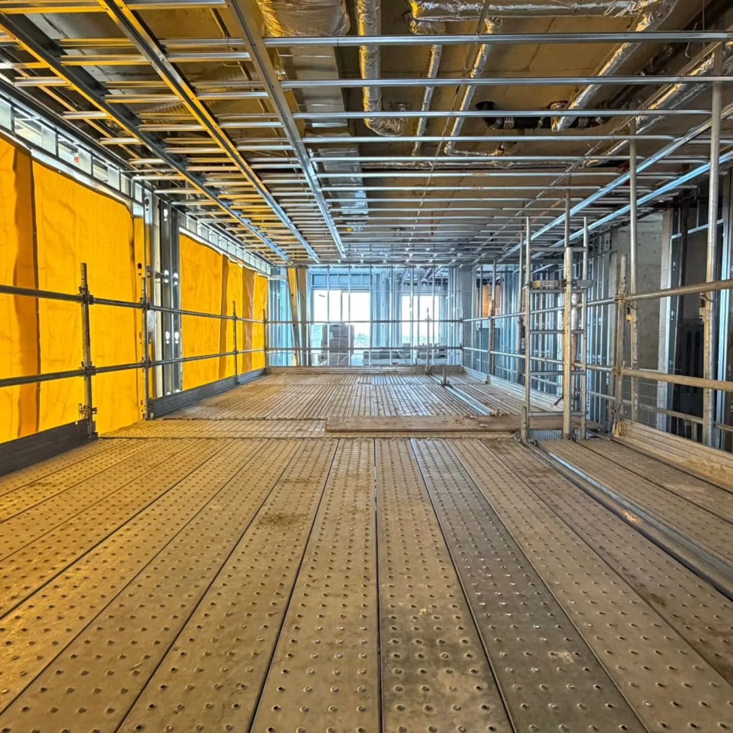 Big clean deck run for overhead work.
Solid platforms.
Clear space below.
Keeping this area safe + moving while the build keeps rolling.
#ScaffoldCA #ScaffoldDotCA #Scaffolding #InteriorScaffolding #ConstructionAccess #SystemScaffold #RinglockScaffol