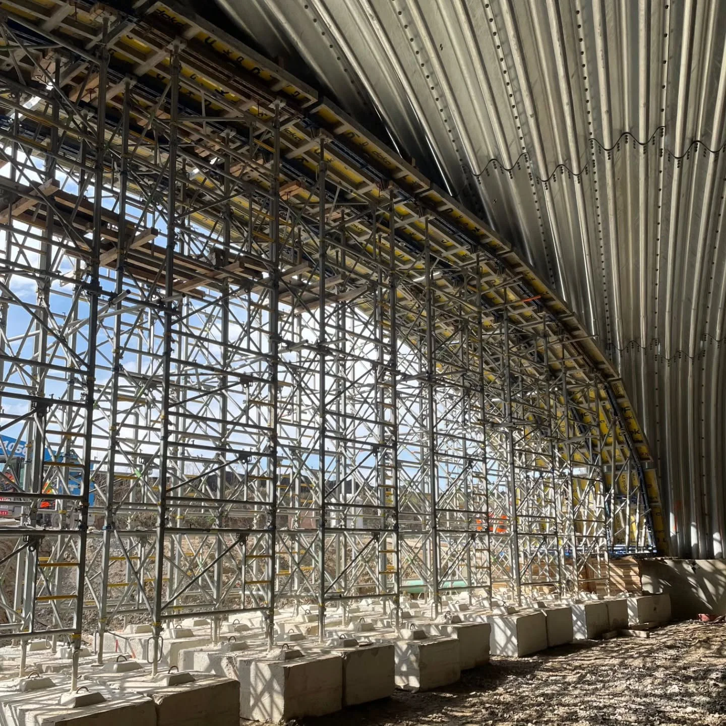 Custom Shoring at Kirby Road Bridge 🔧🏗️
This one&rsquo;s not your typical setup.
We designed and installed a fully customized shoring system to support a complex tunnel structure while concrete is poured above. The curved geometry of the tunnel mea