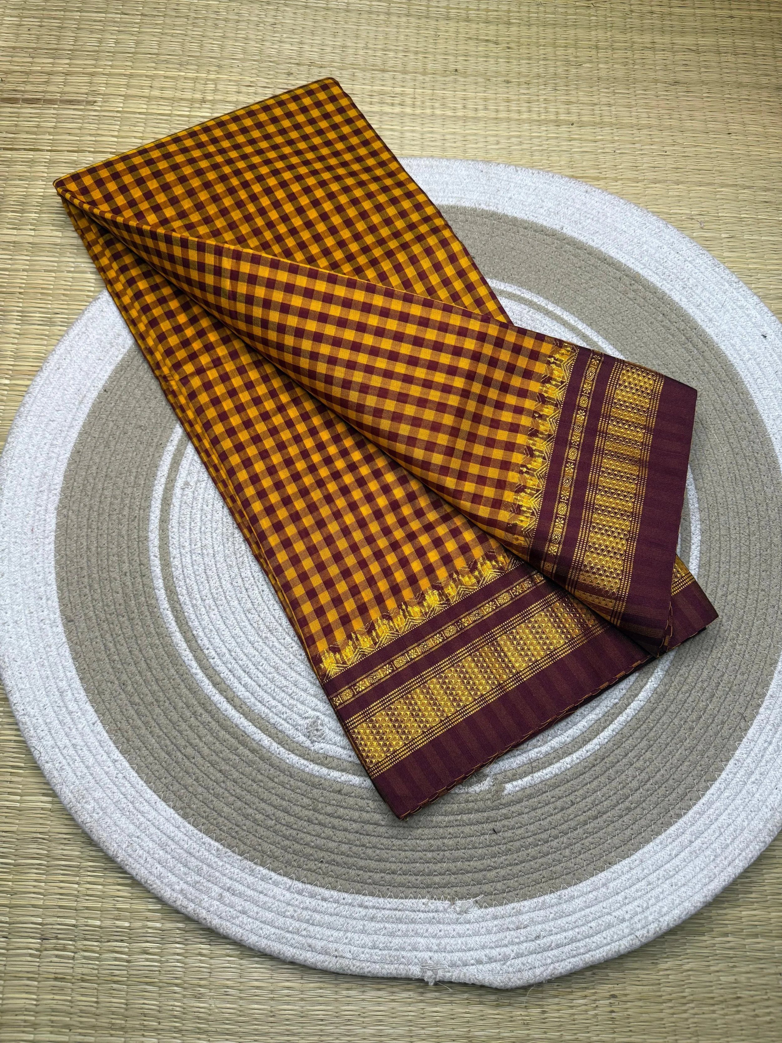 A1128 - 55 Irkal Small chex saree.JPG