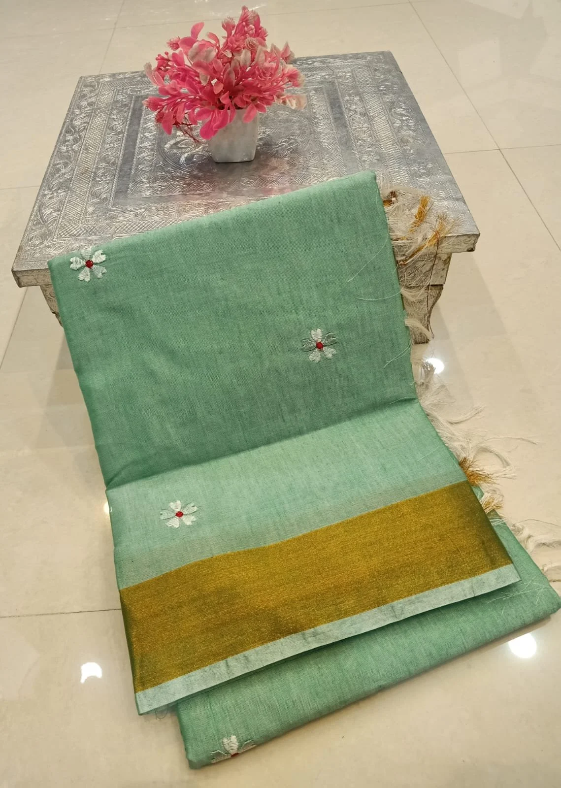 A957 - 48 Parijatak Saree (3).JPG