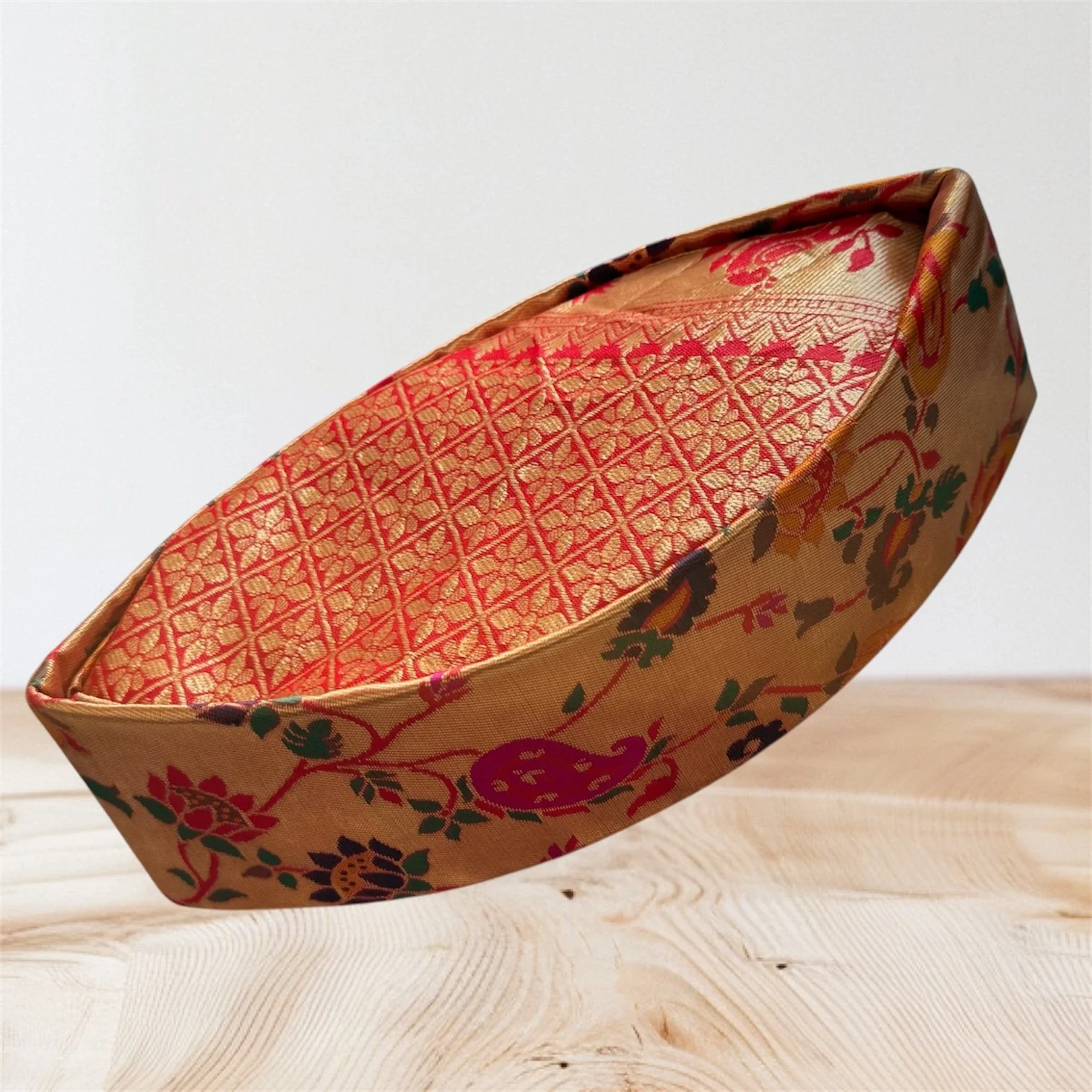 Maharashtrian Paithani Topi