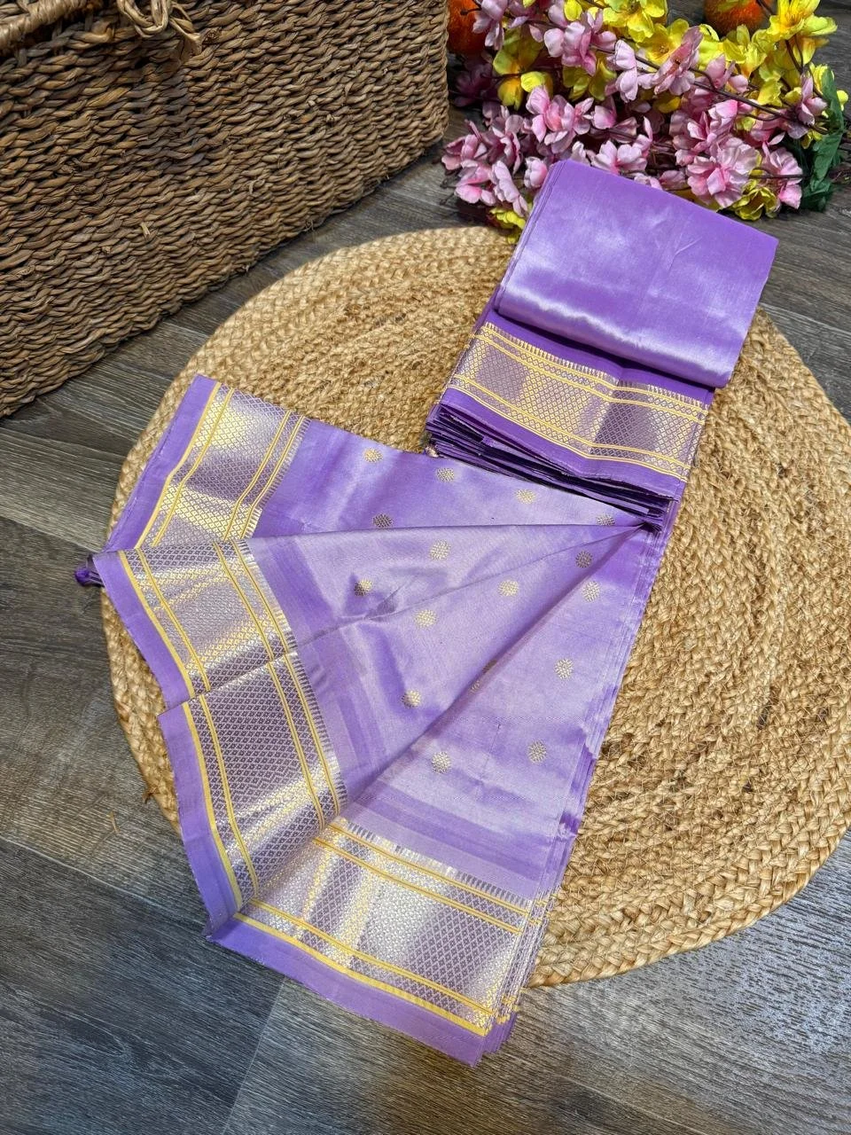 A1239 - 356 Maharani Handloom Kalanjali paithani (1).JPG