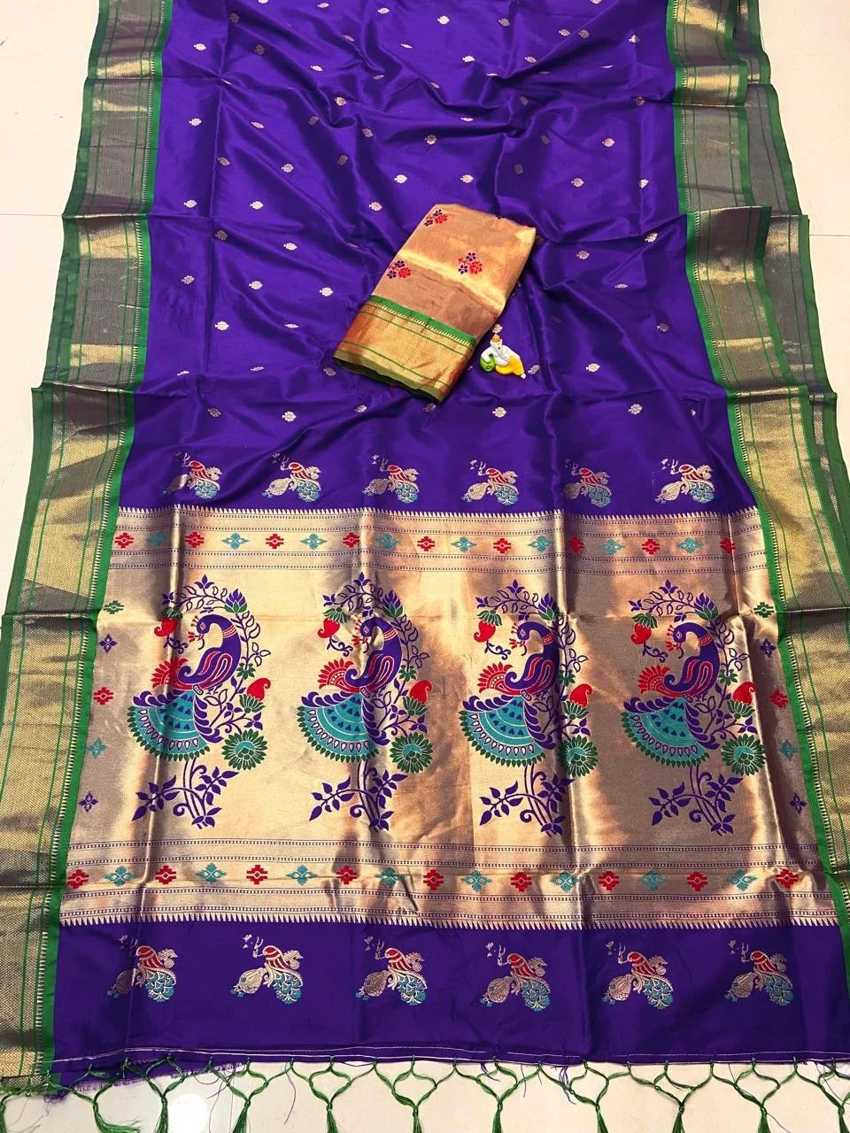 A992 - 48 Banarasi and Paithani Silk Saree (2).JPG