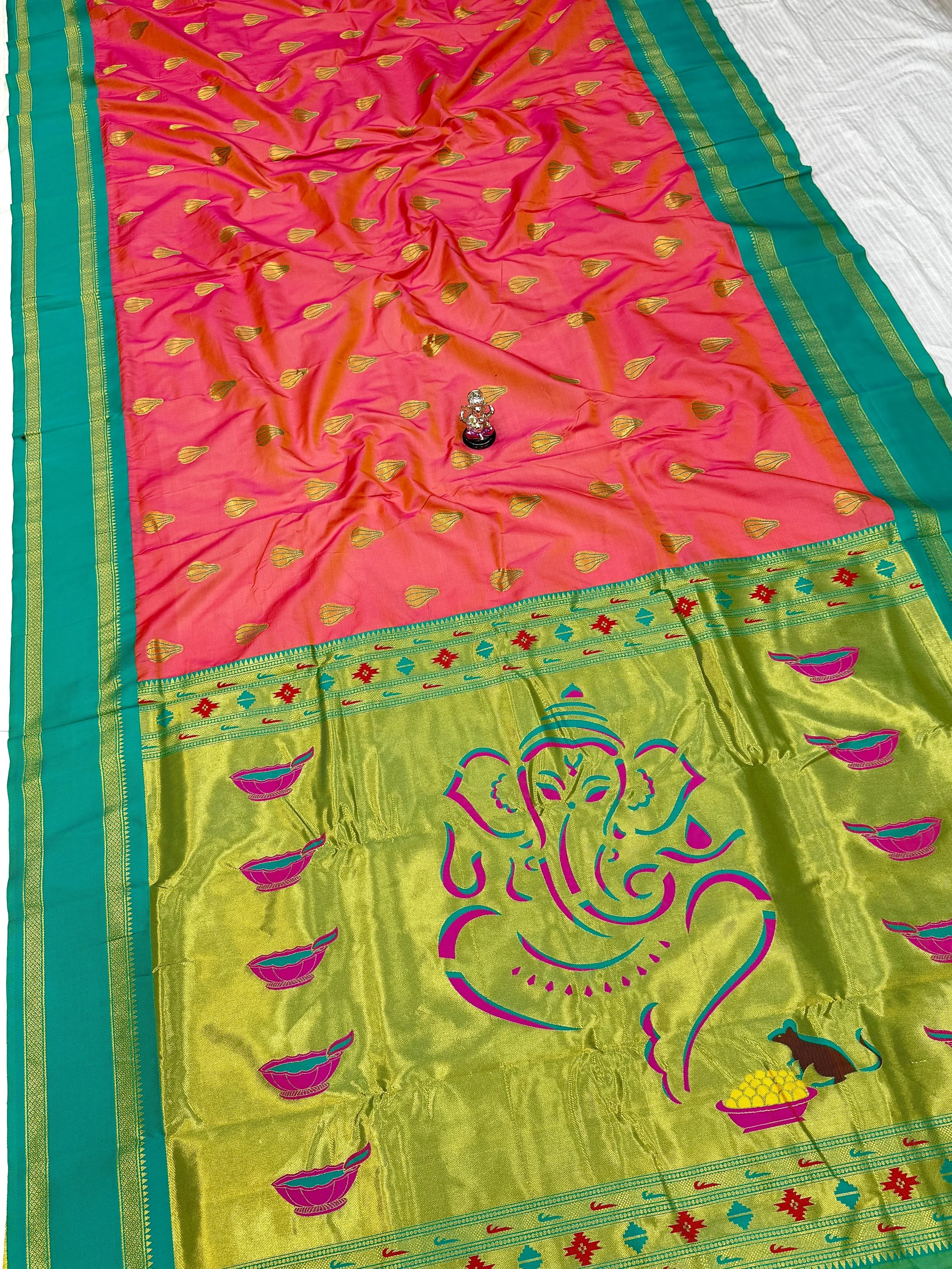 Shri Modak Ganesha Paithani (SOLD)