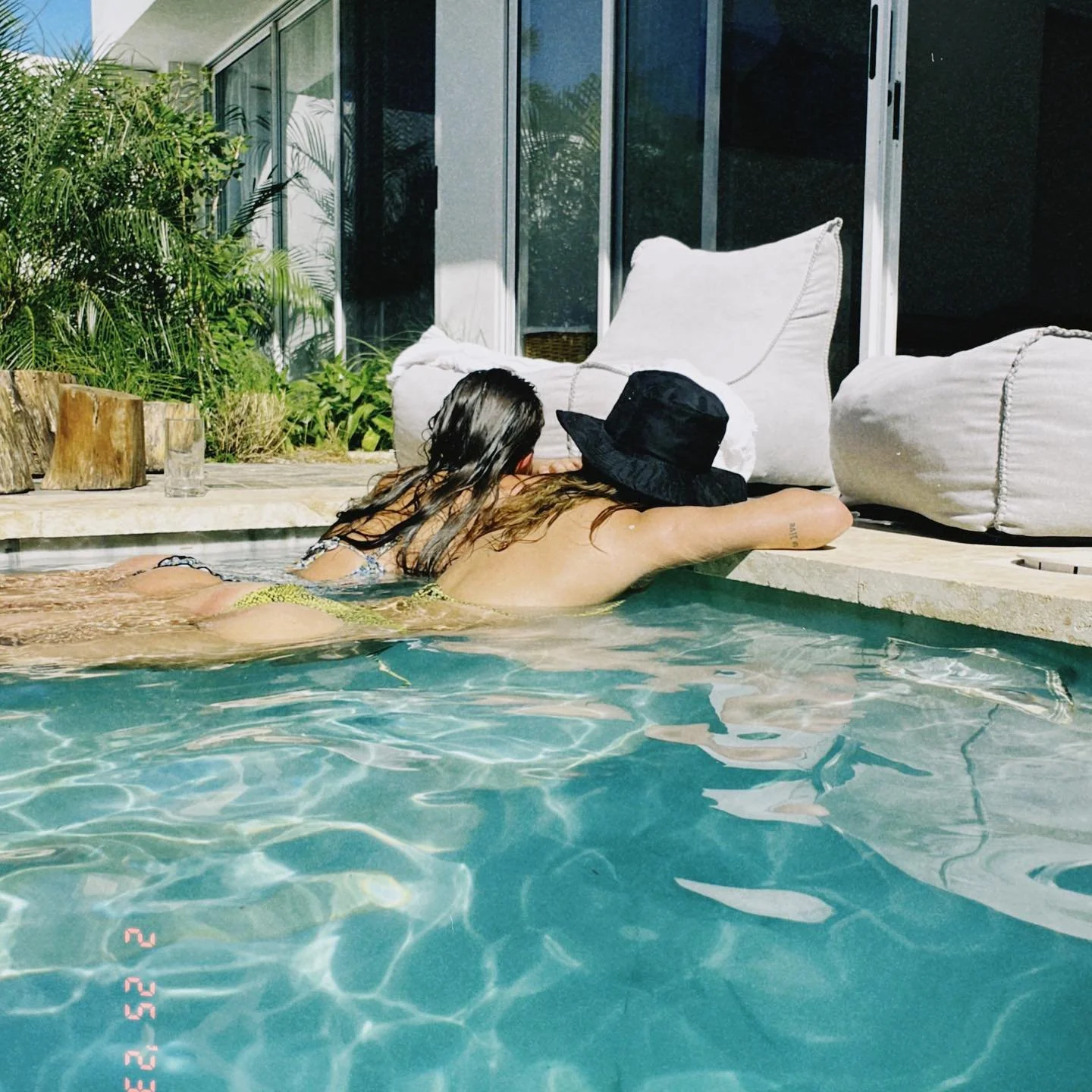 Loving our Black Safari Hat 💦🧊 DM for + info