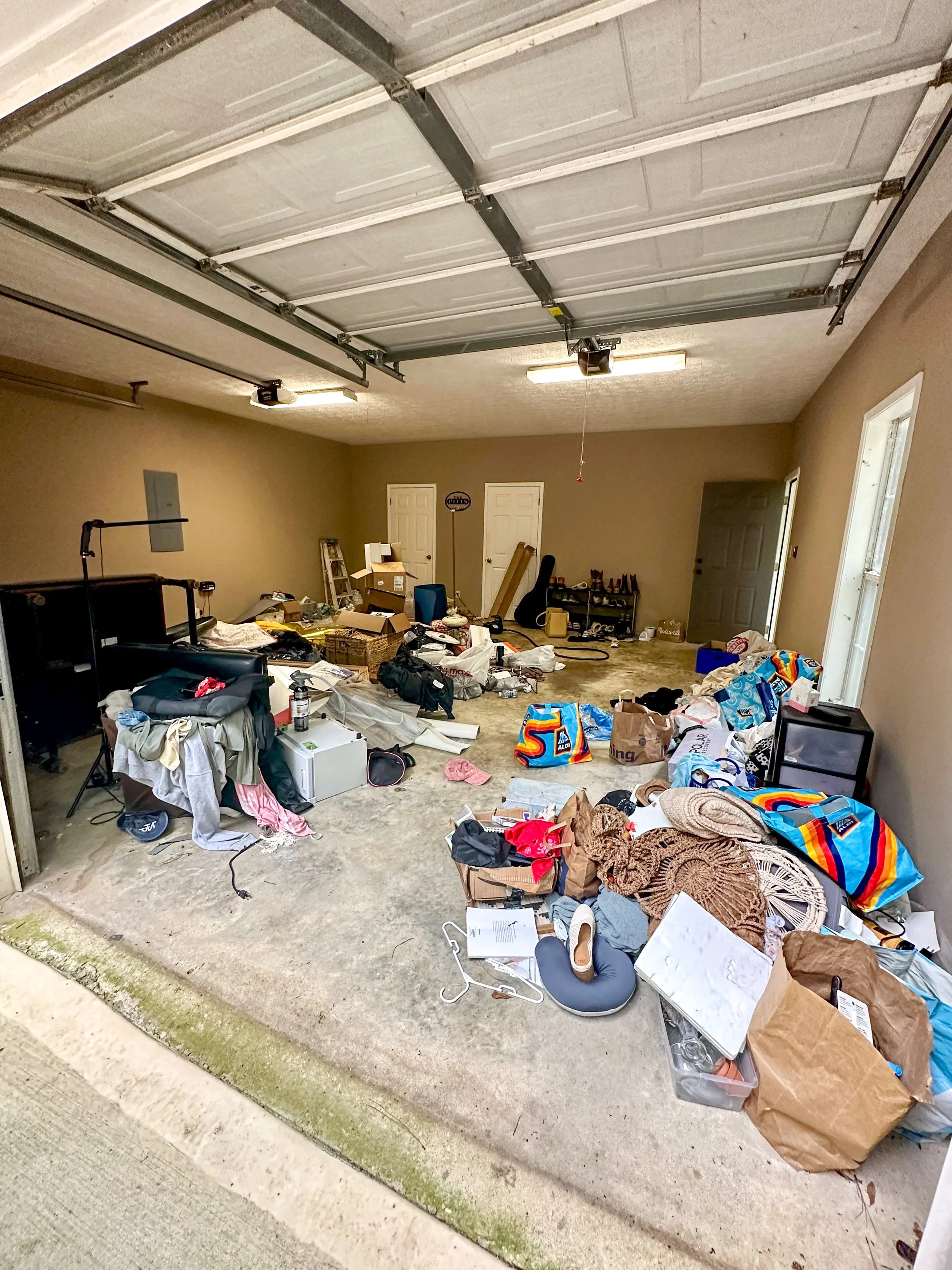 Garage - Before 1.JPG