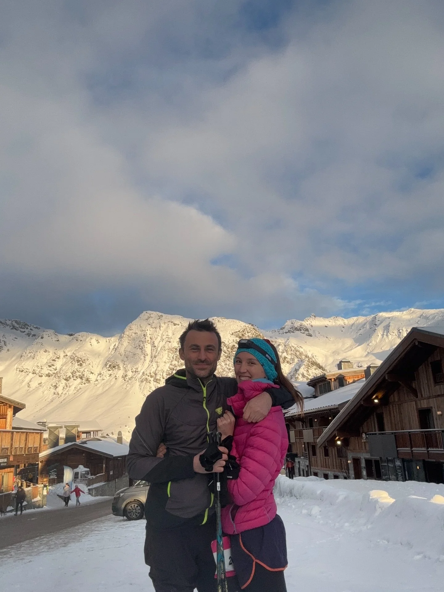 Des week-ends comme &ccedil;a ou rien. ❤️

1. 22 bornes / 900m D+ pour bien commencer le week-end 🏃🏻&zwj;♀️
2. Cette vue 🌞
3. Ma meilleure motivation &agrave; courir 🍕
4. Profiter de la neige avec mon baby d&rsquo;amour 🔥
5. Ma deuxi&egrave;me m