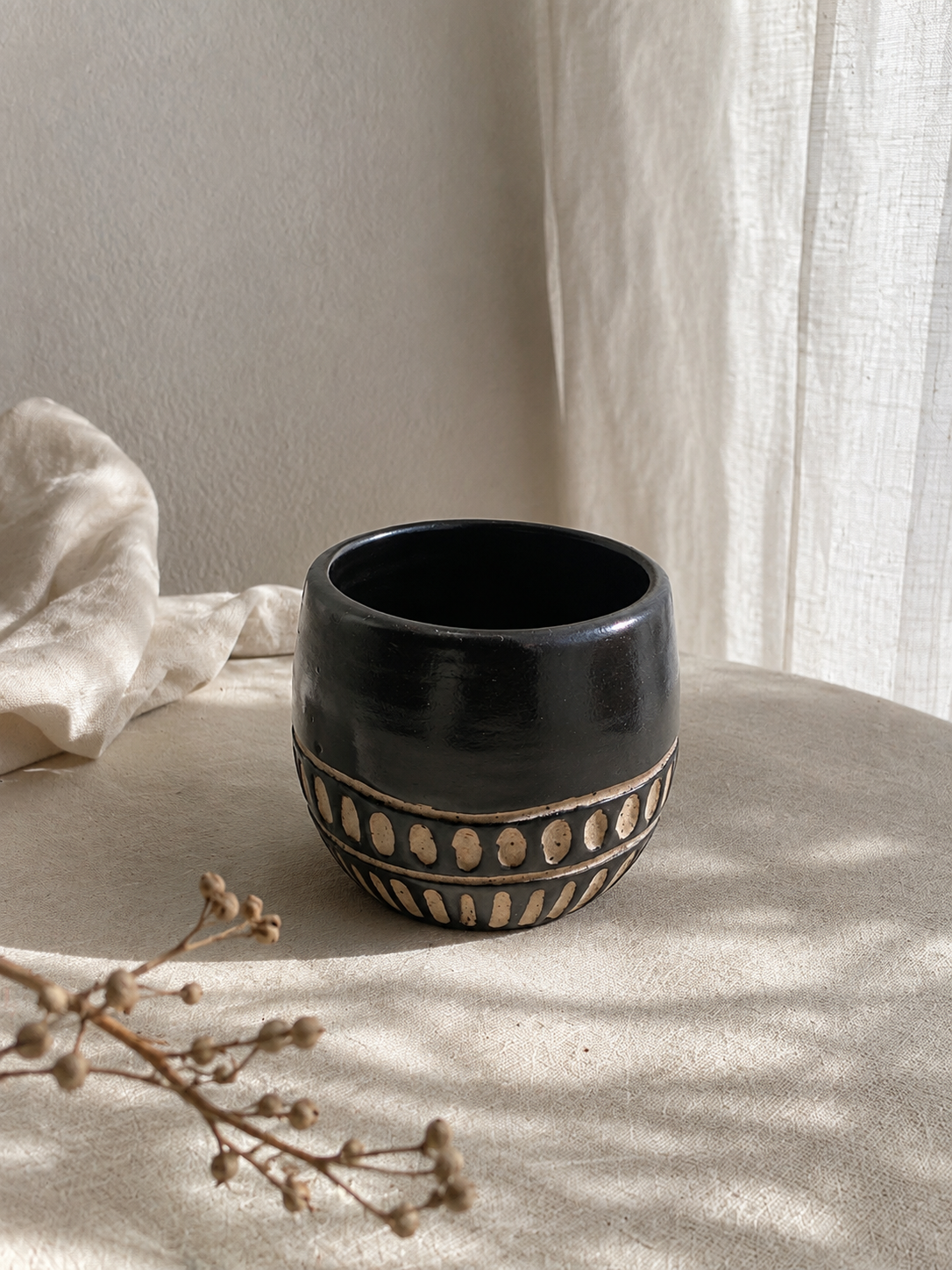 ORMA-mug-black-A1.png