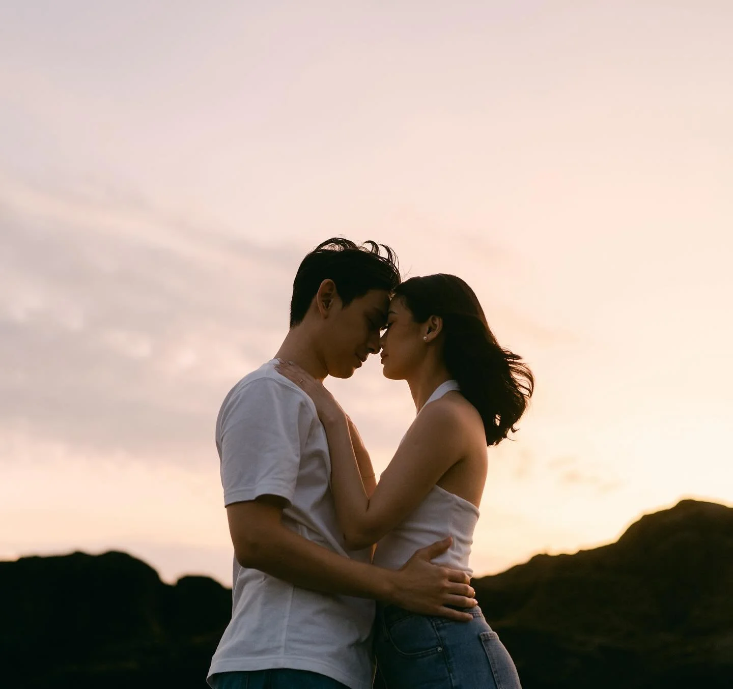 Couple shoot 
...
More information for photoshoot, please send us DM or click link on bio.
...