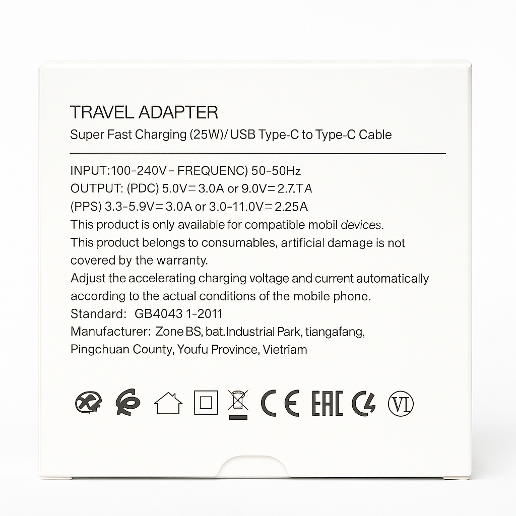 Achterzijde van de Niborprints Travel Adapter verpakking met technische specificaties en keurmerken
