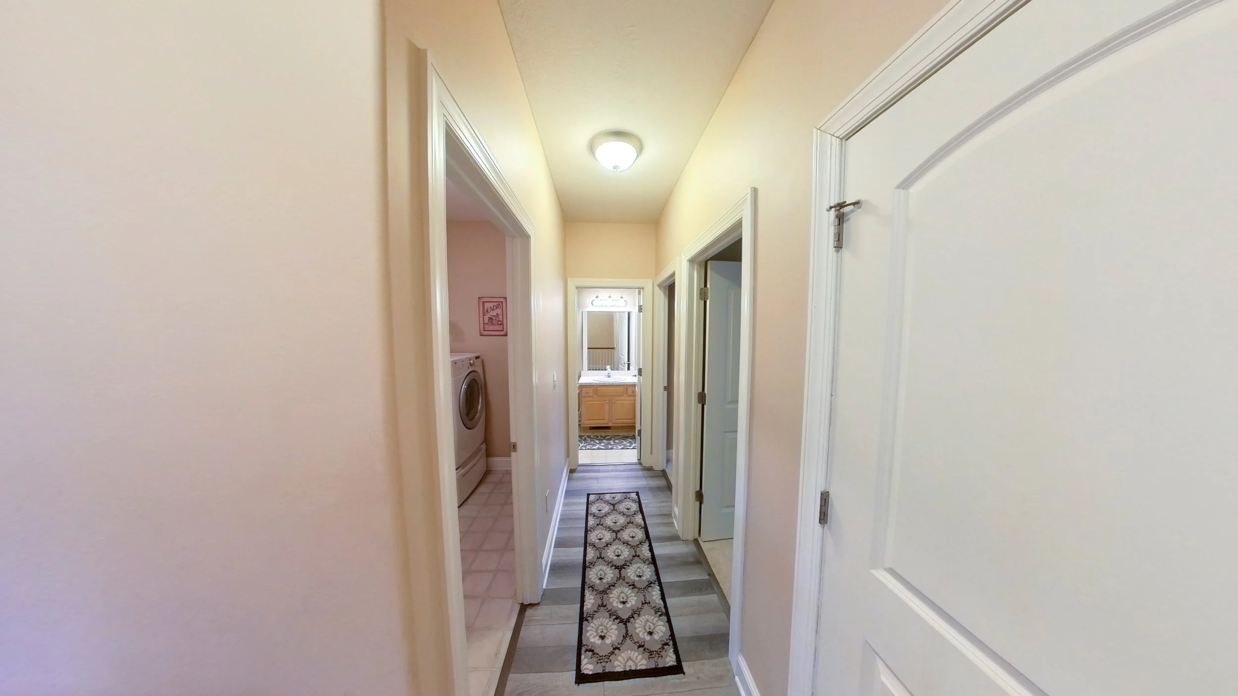 INT - Bedroom(s) And Full Bath Hallway.jpg