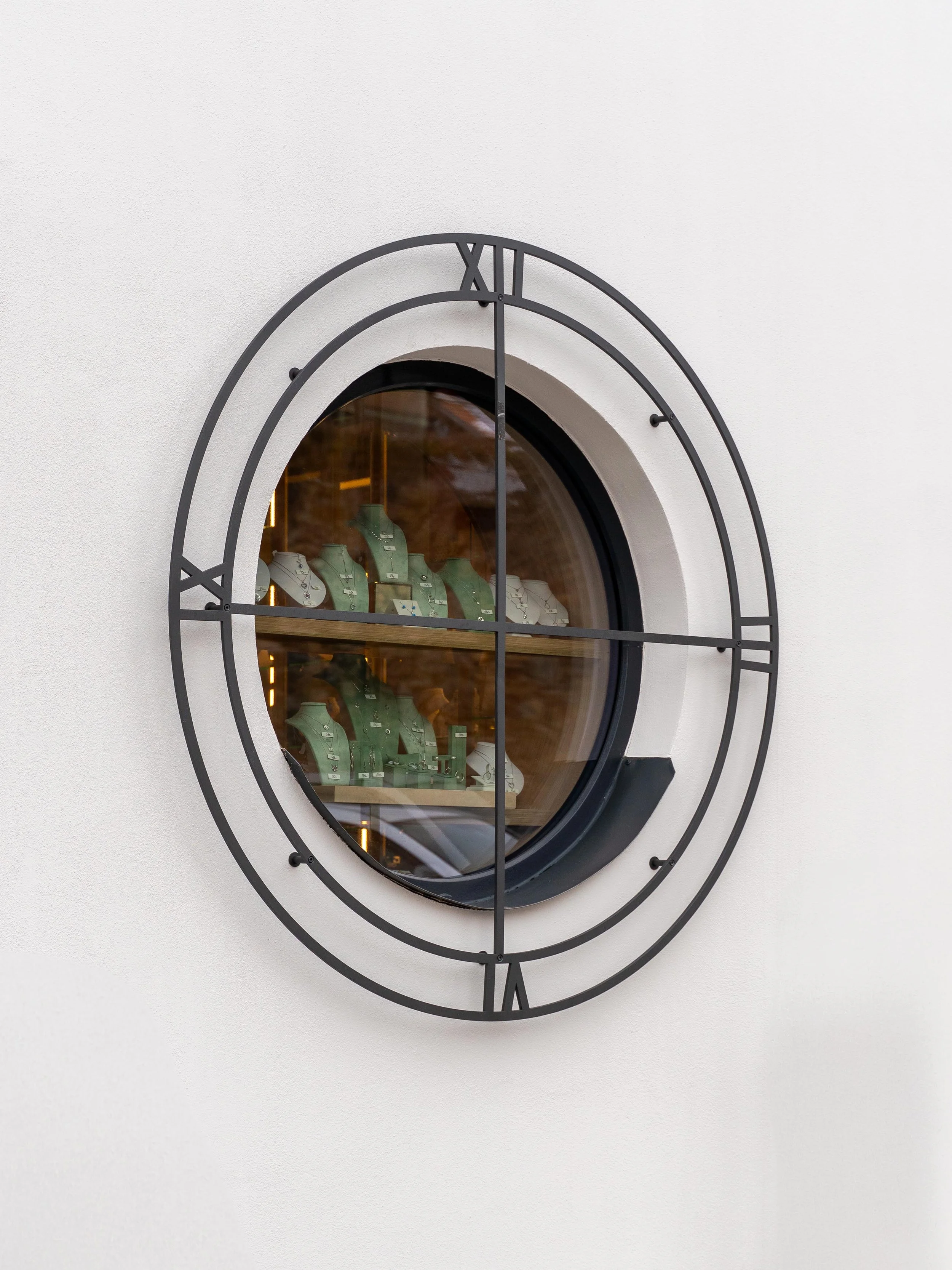 Detailní pohled na výlohu