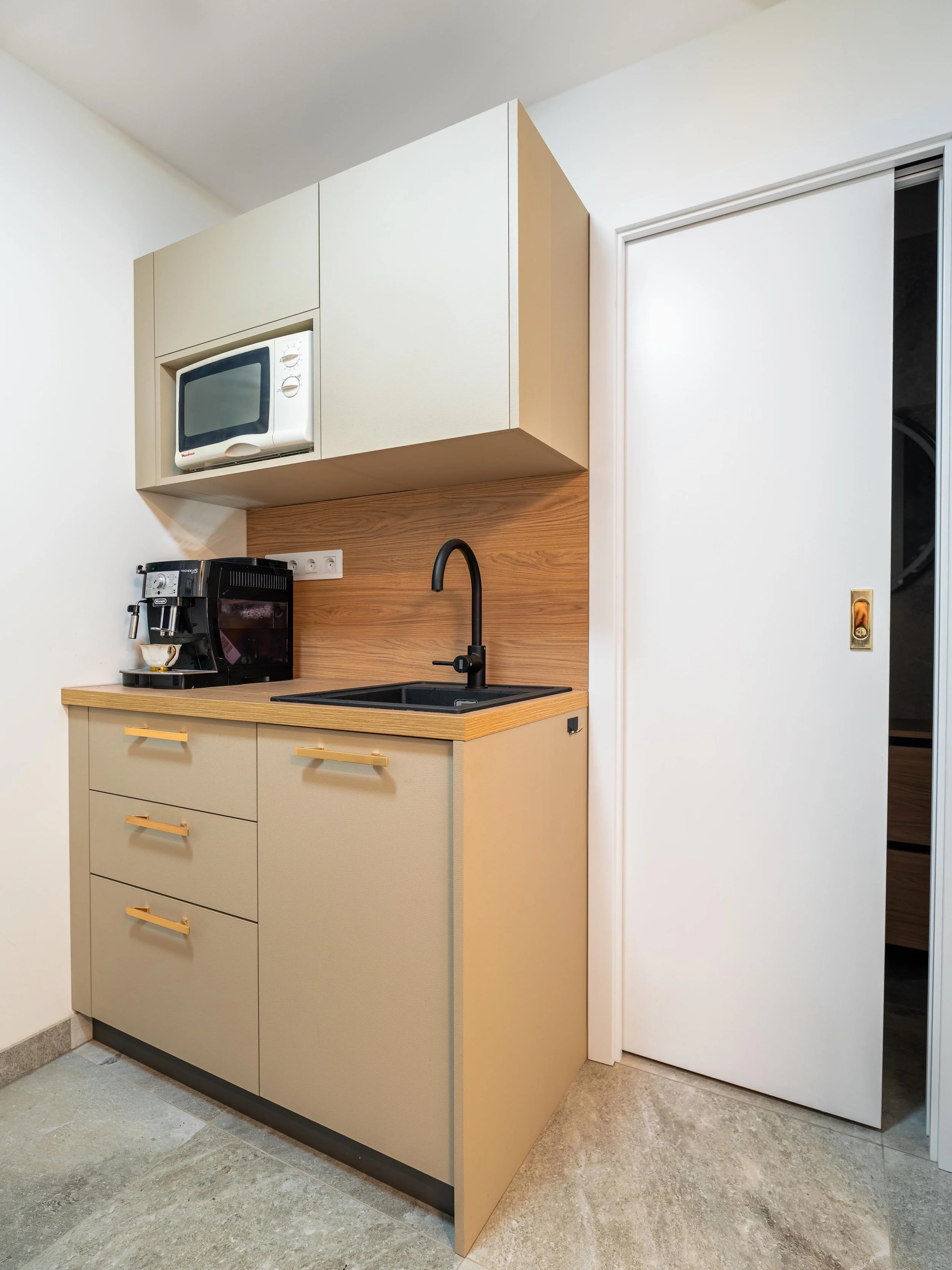 Detail na kuchyňku pro zaměstnance