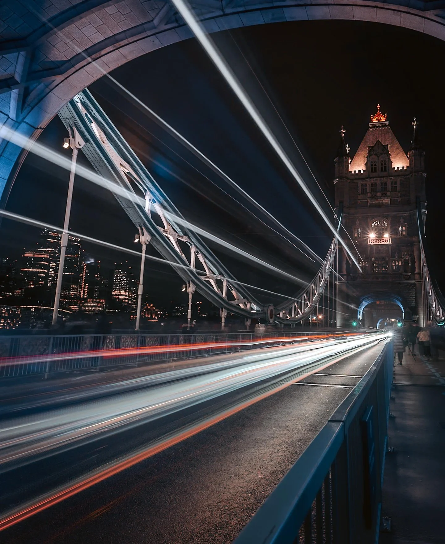 Tog - @tommascord - part of the #uksocialphotography #photowalk #iconiclondon #towerbridge