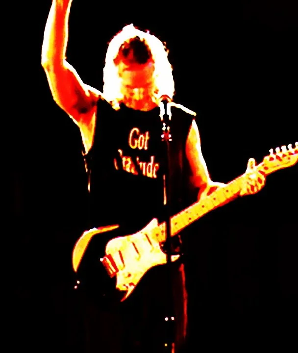 The live show at the Dance Hall in Kittery ME. Thanks Todd Page.