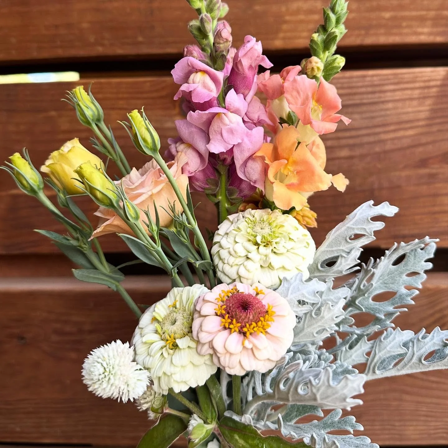 Bouquets for days! FARM STAND is OPEN AGAIN TODAY! 

This weeks game stand hours:
Saturday- 10am-6pm
Sunday- 10am-6pm
Monday - Closed
Tuesday - Closed
Wednesday - 10am - 6pm
Thursday - 10am -6pm
Friday - 10am -6pm