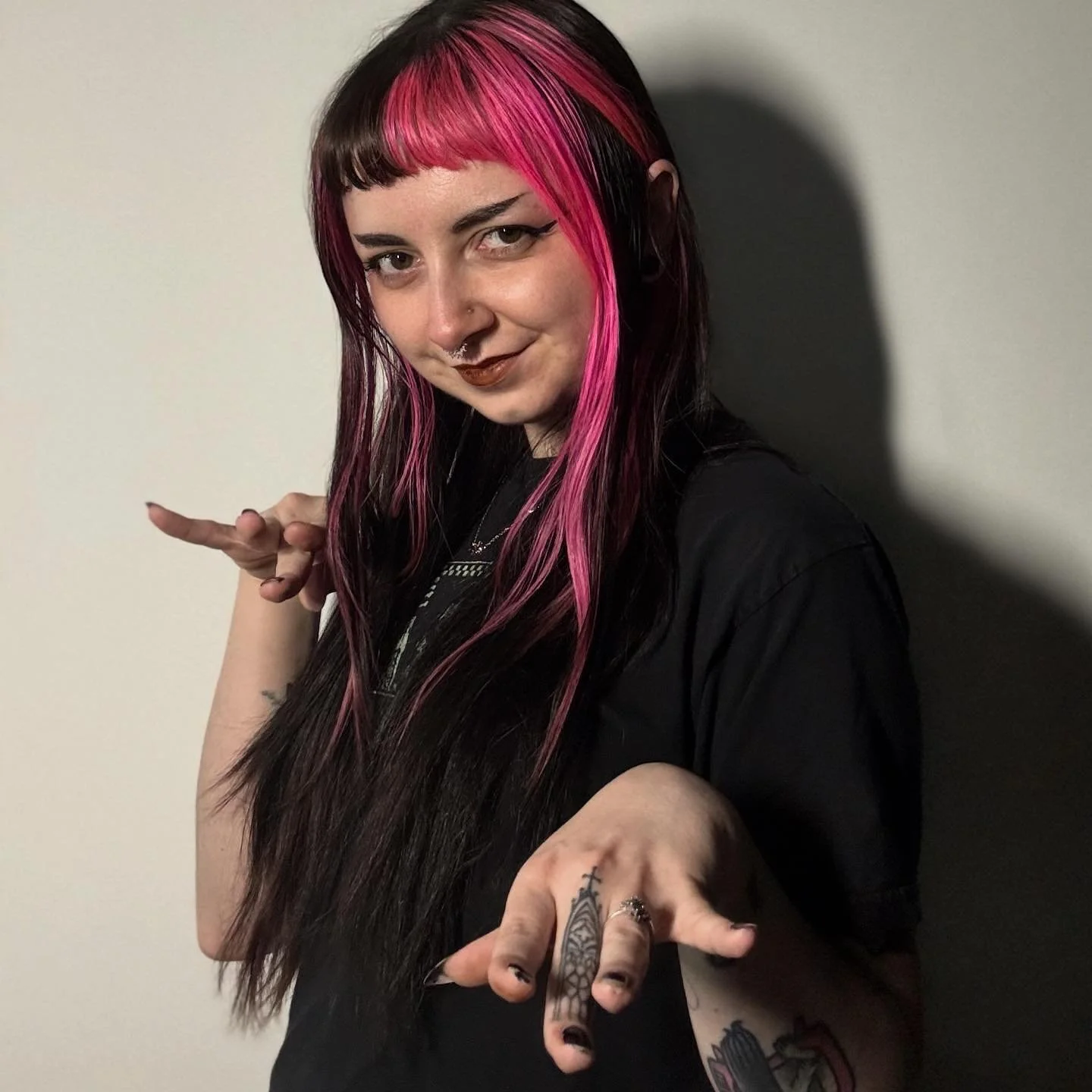 🕸️ Hello! I&rsquo;m Rachel, an apprentice at Mestizo Tattoos. 

🕸️ My pronouns are she/they and I&rsquo;m a queer tattoo artist in Seattle! 

🕸️ I have been having a LOT of fun with creepy tattoos, manga tattoos, and playing around with color. 

?
